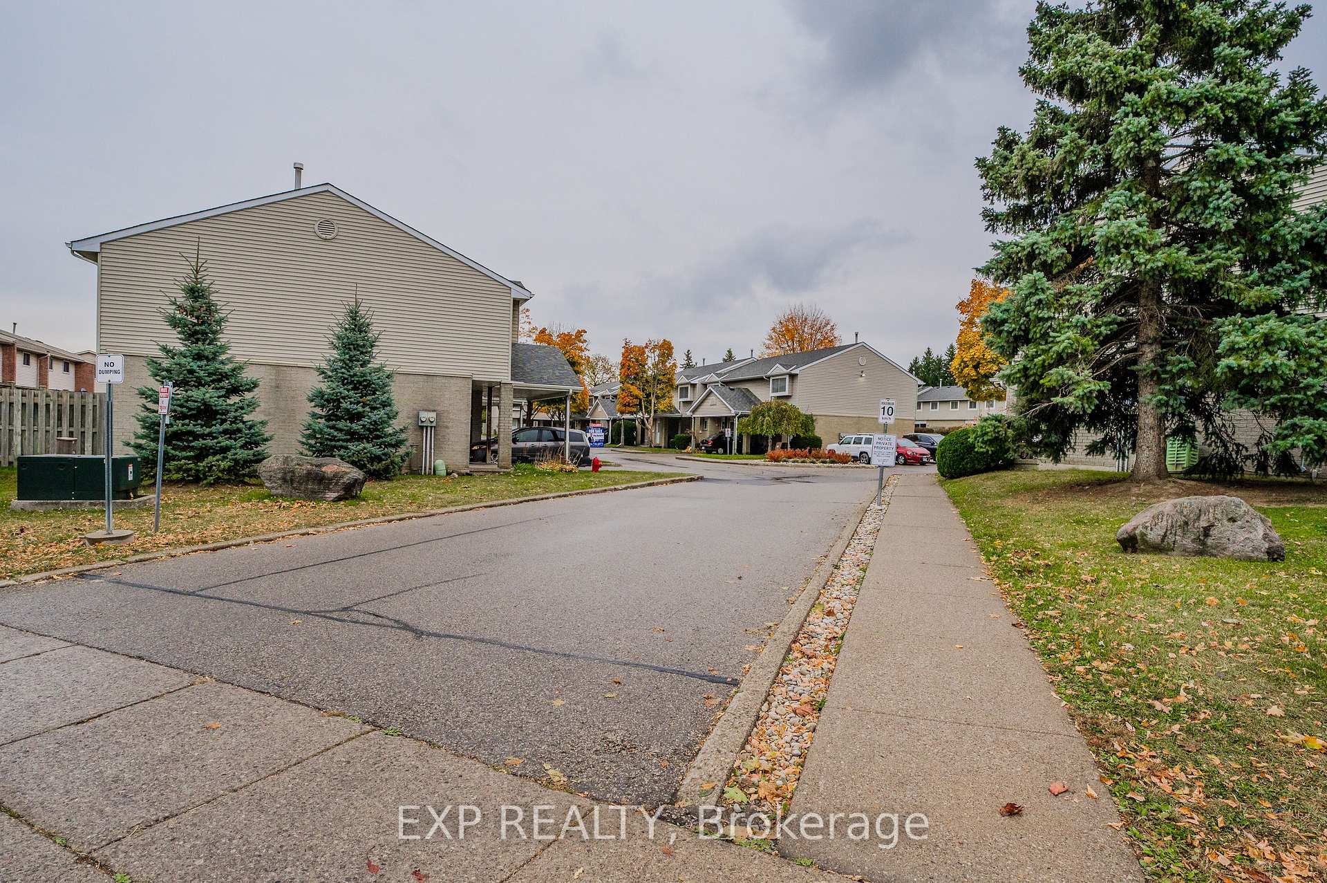 Photo 14 of Unit 2, 125 Sekura Crescent, Cambridge — HOMEH