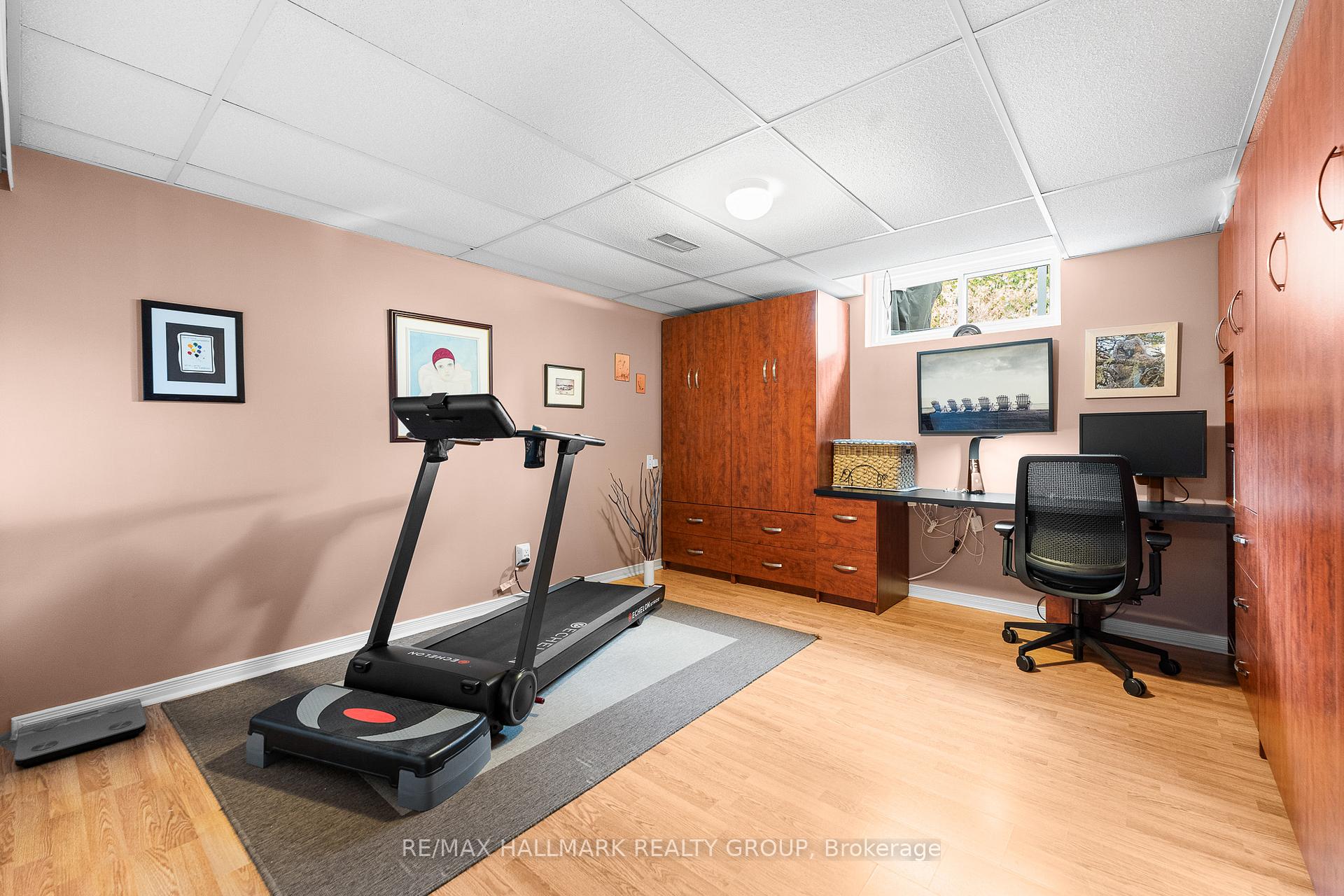 Photo 27 of 1207 Whiterock Street, Ottawa, Carson Grove — HOMEH