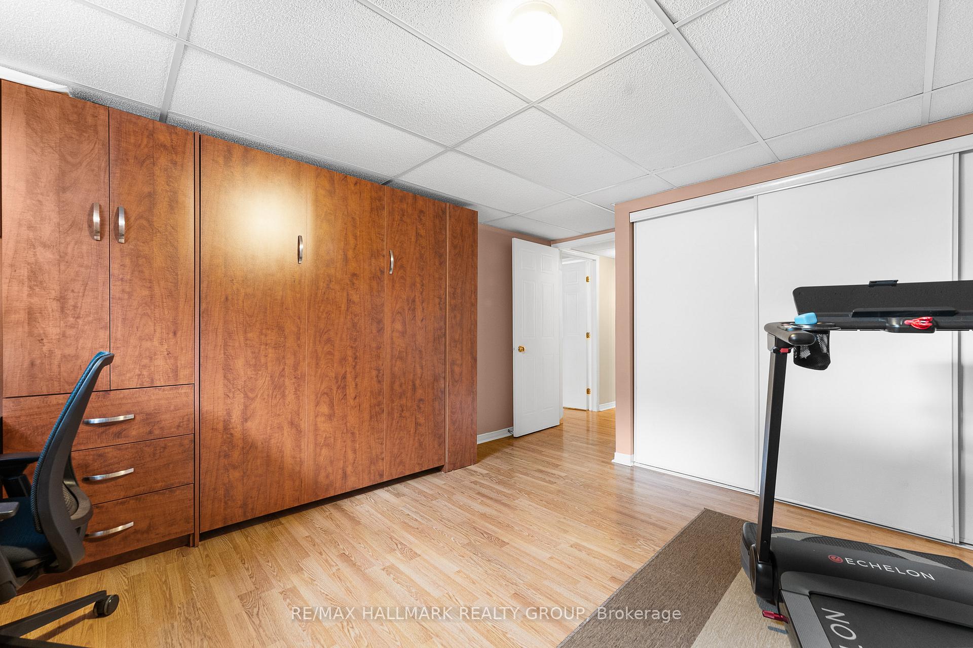 Photo 33 of 1207 Whiterock Street, Ottawa, Carson Grove — HOMEH