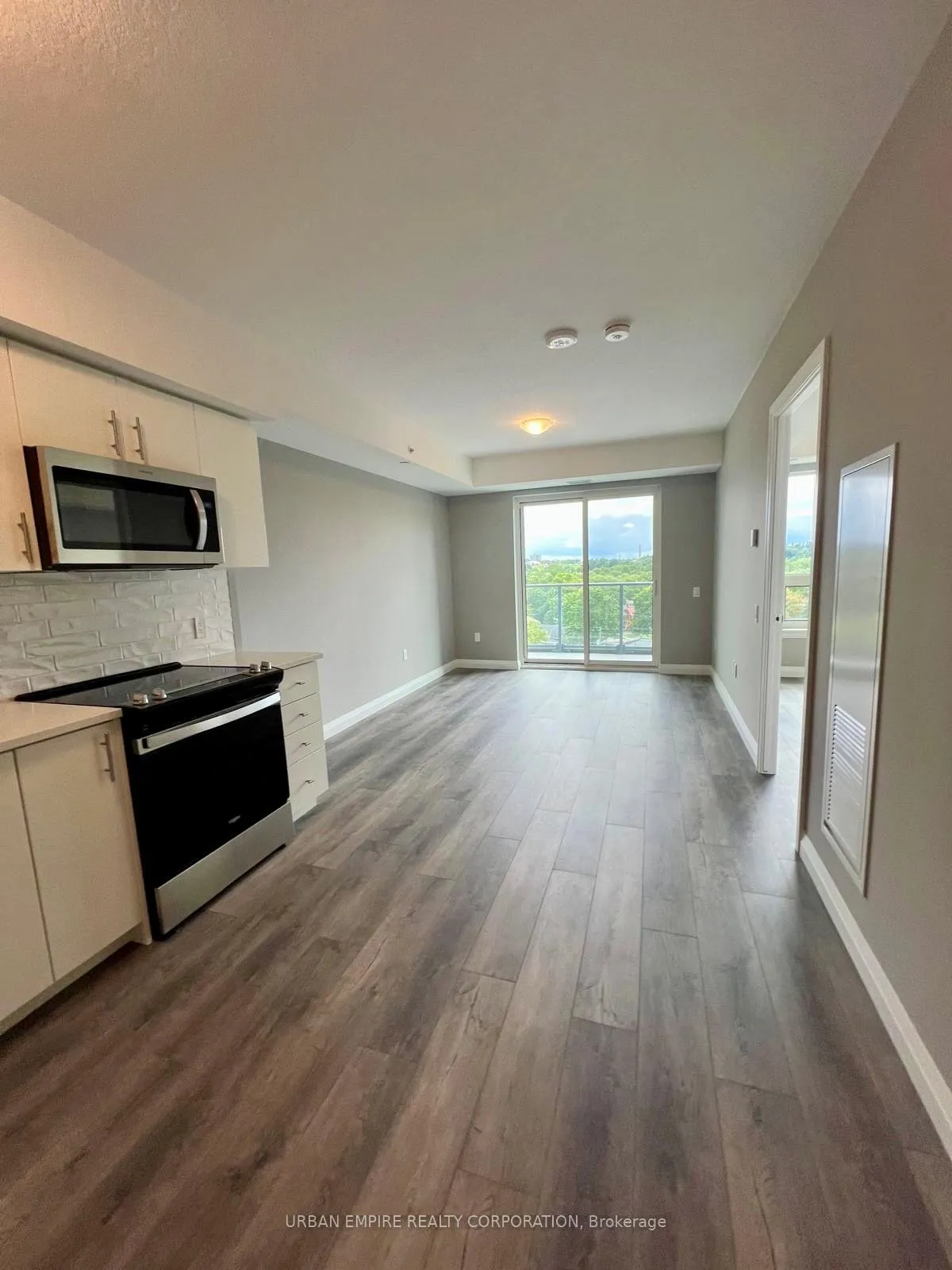Photo 3 of Unit 802, 93 Arthur Street, Guelph, St. Patrick's Ward — HOMEH