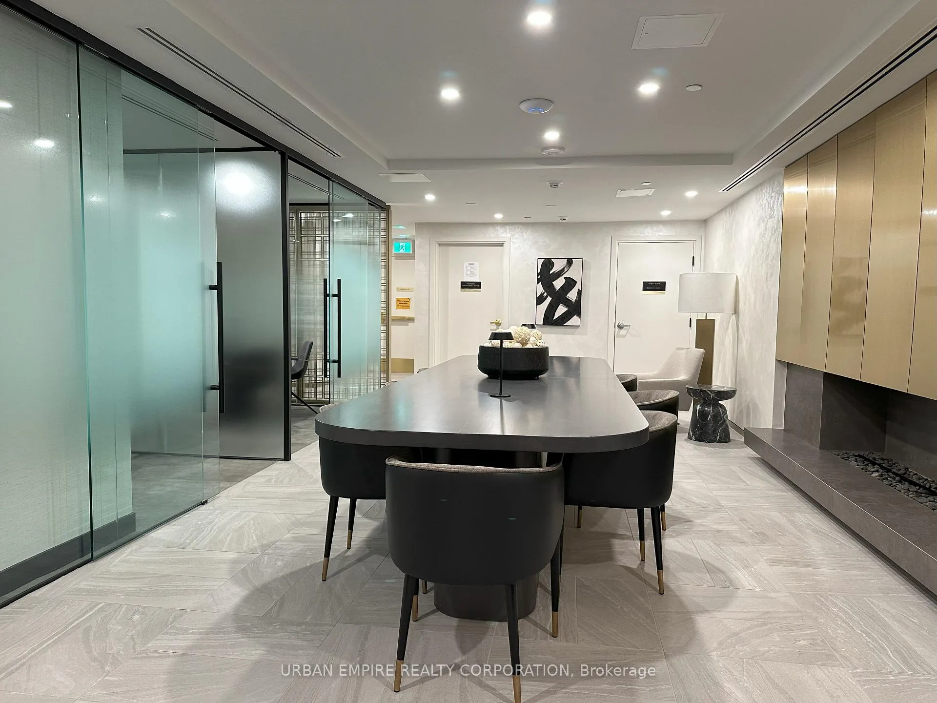 Photo 18 of Unit 802, 93 Arthur Street, Guelph, St. Patrick's Ward — HOMEH