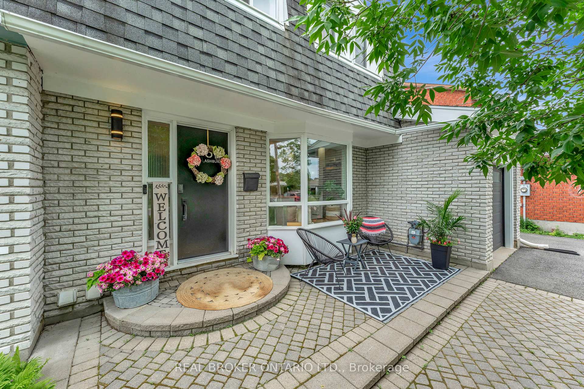 Photo 5 of Unit B, 6 Ashburn Drive, Ottawa, Borden Farm/Stewart Farm/Carleton Heights/Parkwood Hills — HOMEH