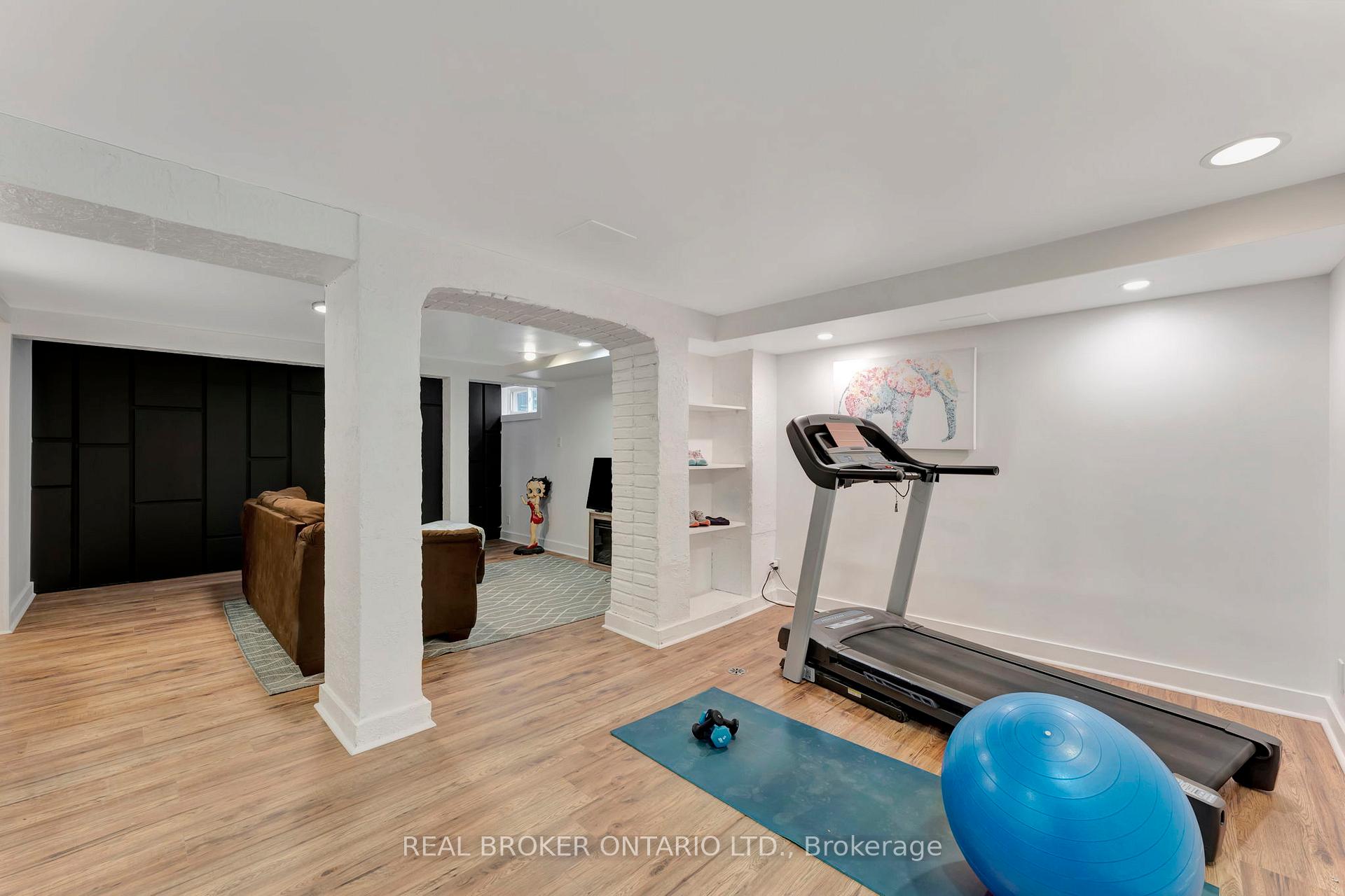 Photo 29 of Unit B, 6 Ashburn Drive, Ottawa, Borden Farm/Stewart Farm/Carleton Heights/Parkwood Hills — HOMEH
