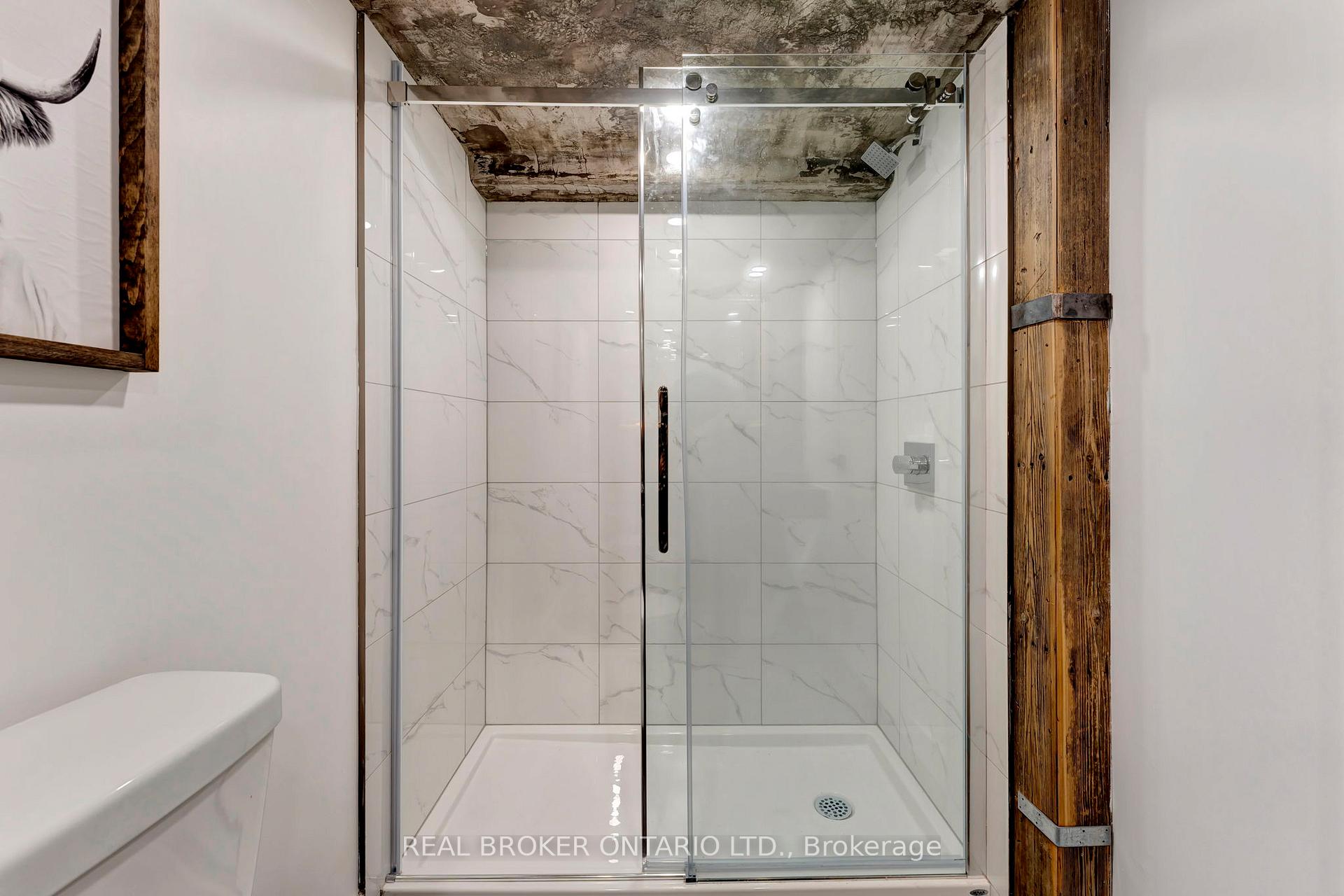 Photo 34 of Unit B, 6 Ashburn Drive, Ottawa, Borden Farm/Stewart Farm/Carleton Heights/Parkwood Hills — HOMEH