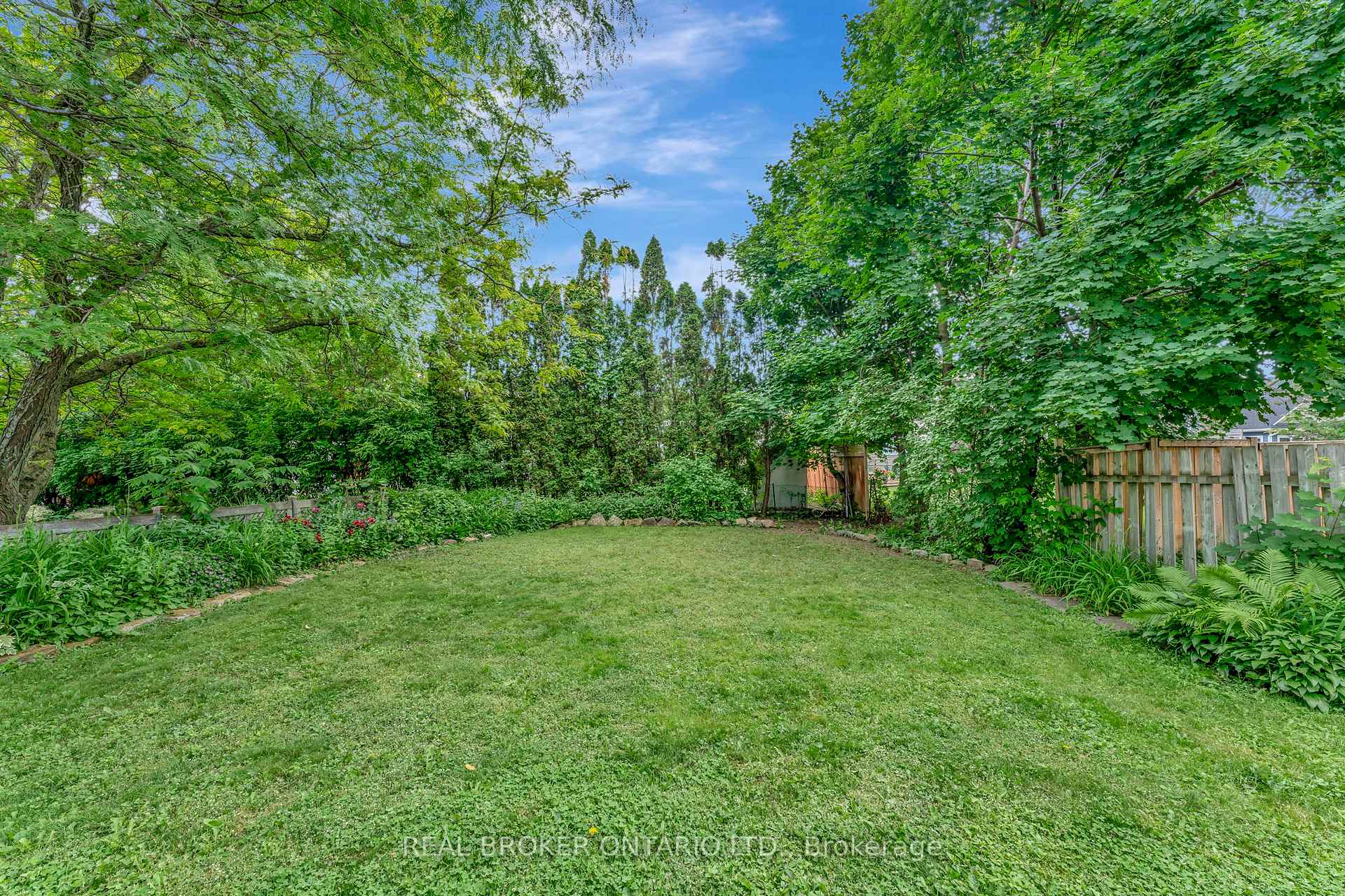 Photo 41 of Unit B, 6 Ashburn Drive, Ottawa, Borden Farm/Stewart Farm/Carleton Heights/Parkwood Hills — HOMEH