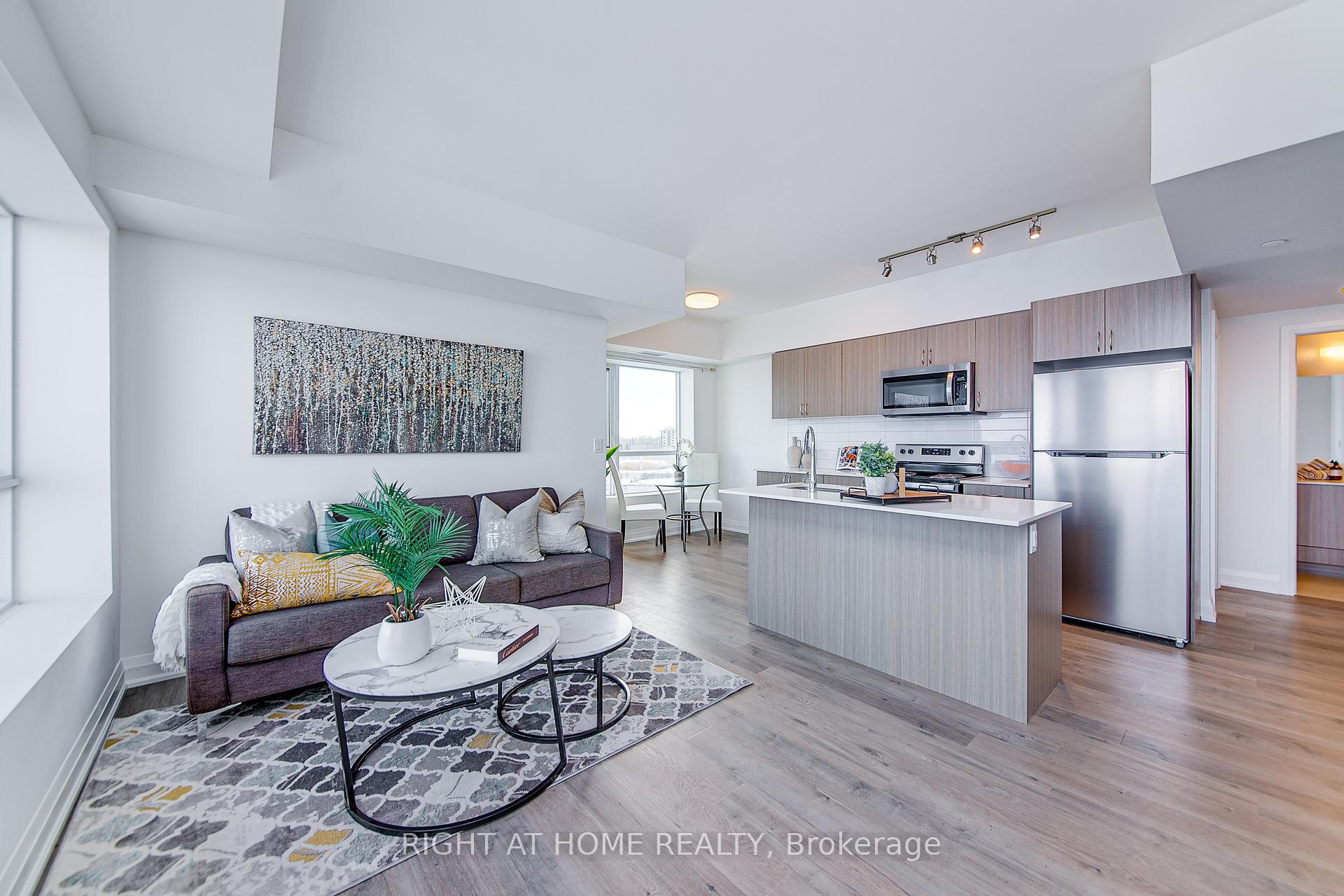 Photo 3 of Unit 1006, 58 Lakeside Terrace, Barrie, Little Lake — HOMEH