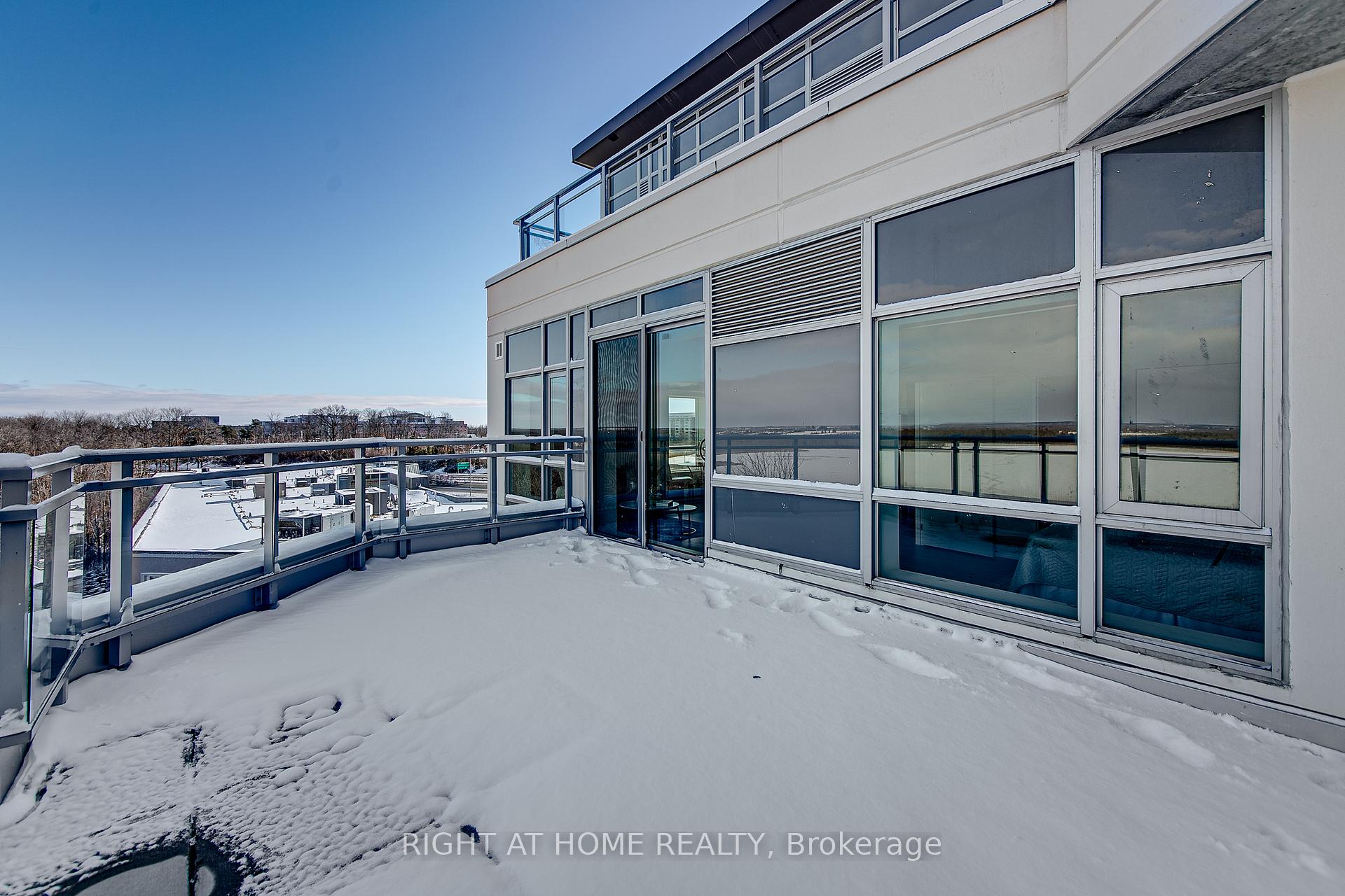 Photo 17 of Unit 1006, 58 Lakeside Terrace, Barrie, Little Lake — HOMEH