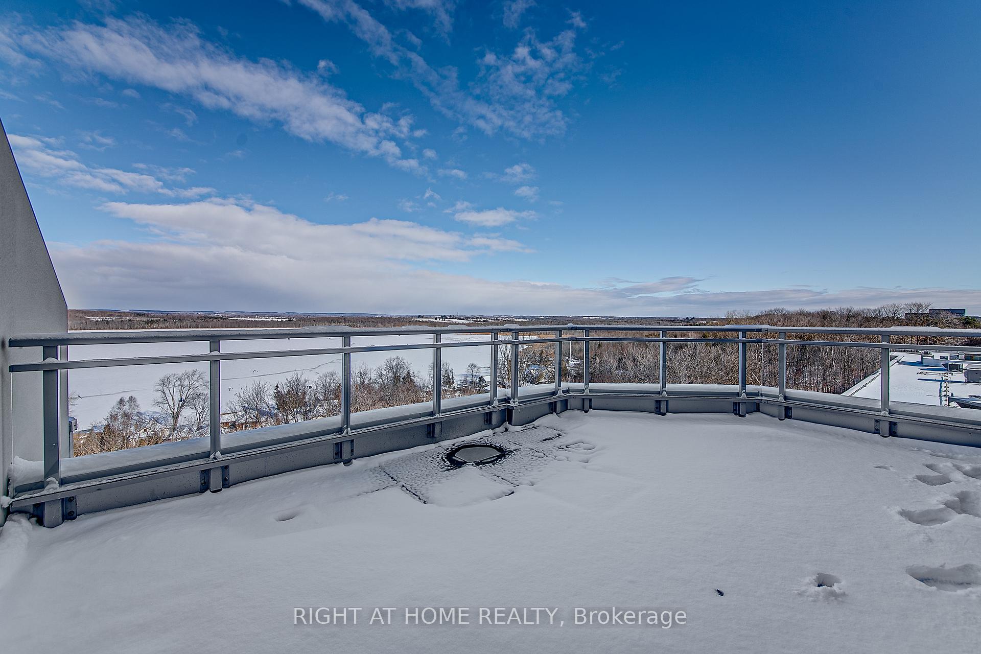 Photo 18 of Unit 1006, 58 Lakeside Terrace, Barrie, Little Lake — HOMEH