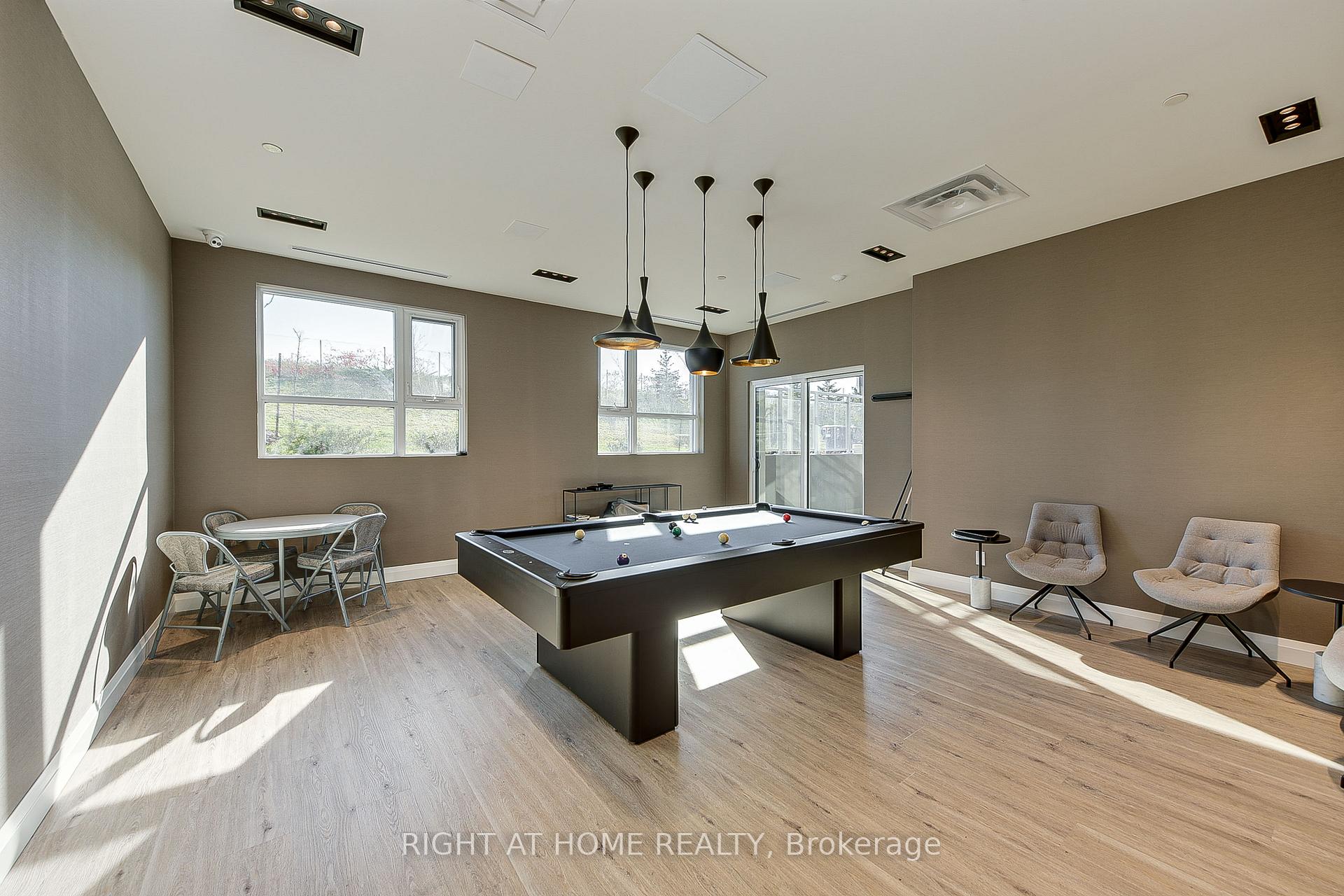 Photo 25 of Unit 1006, 58 Lakeside Terrace, Barrie, Little Lake — HOMEH