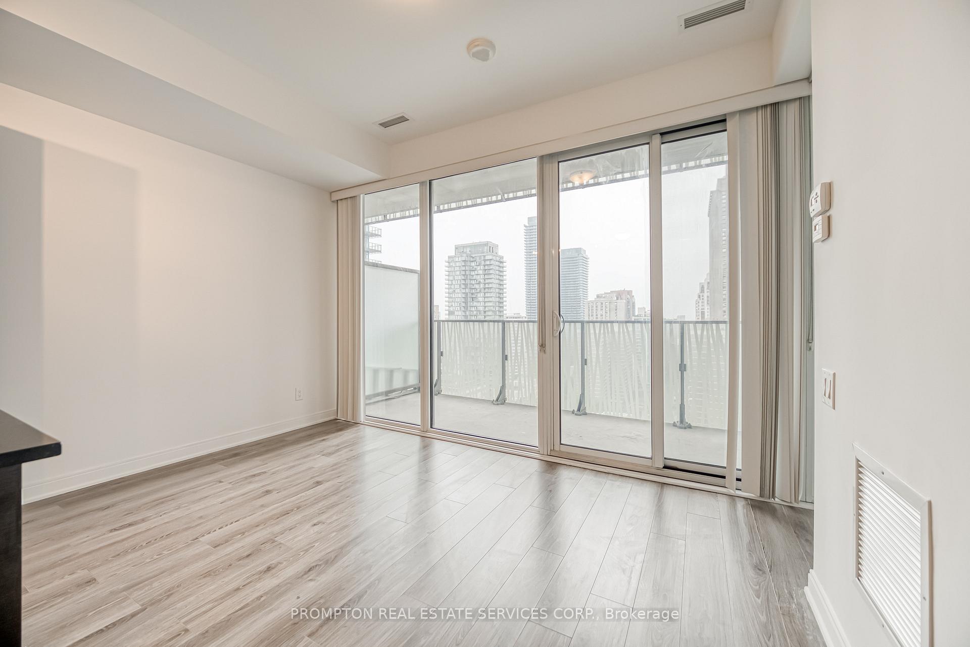 Photo 5 of Unit 2105, 42 Charles Street E, Toronto, Church-Yonge Corridor — HOMEH
