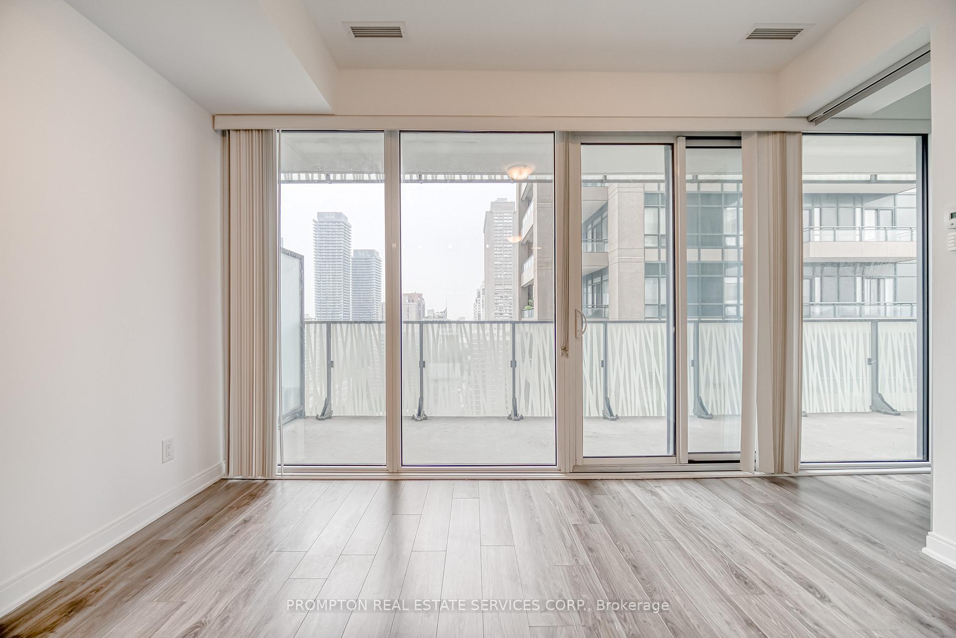 Photo 9 of Unit 2105, 42 Charles Street E, Toronto, Church-Yonge Corridor — HOMEH