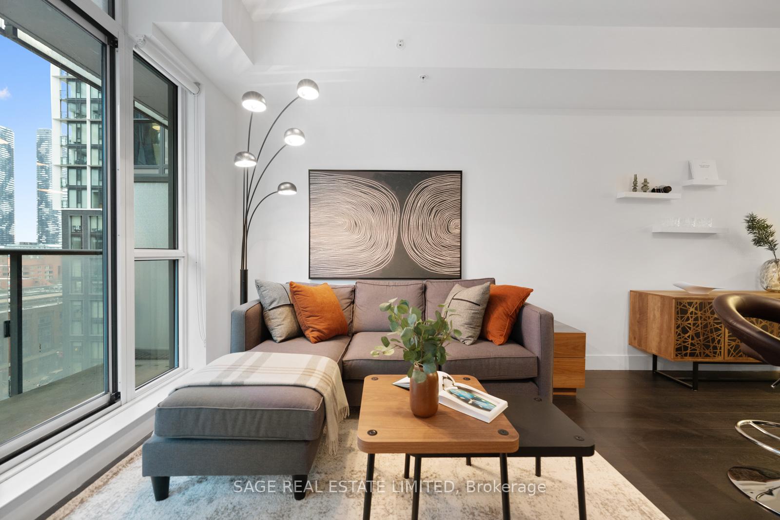 Photo 3 of Unit 801, 39 Sherbourne Street, Toronto, Moss Park — HOMEH