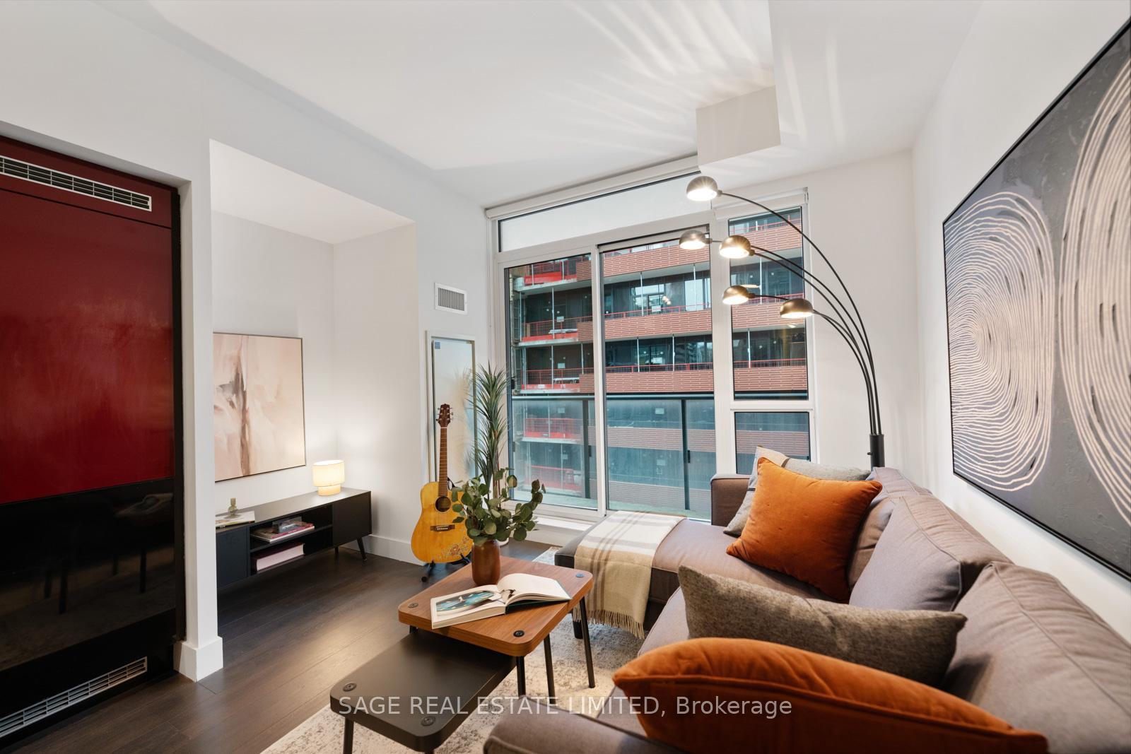 Photo 4 of Unit 801, 39 Sherbourne Street, Toronto, Moss Park — HOMEH