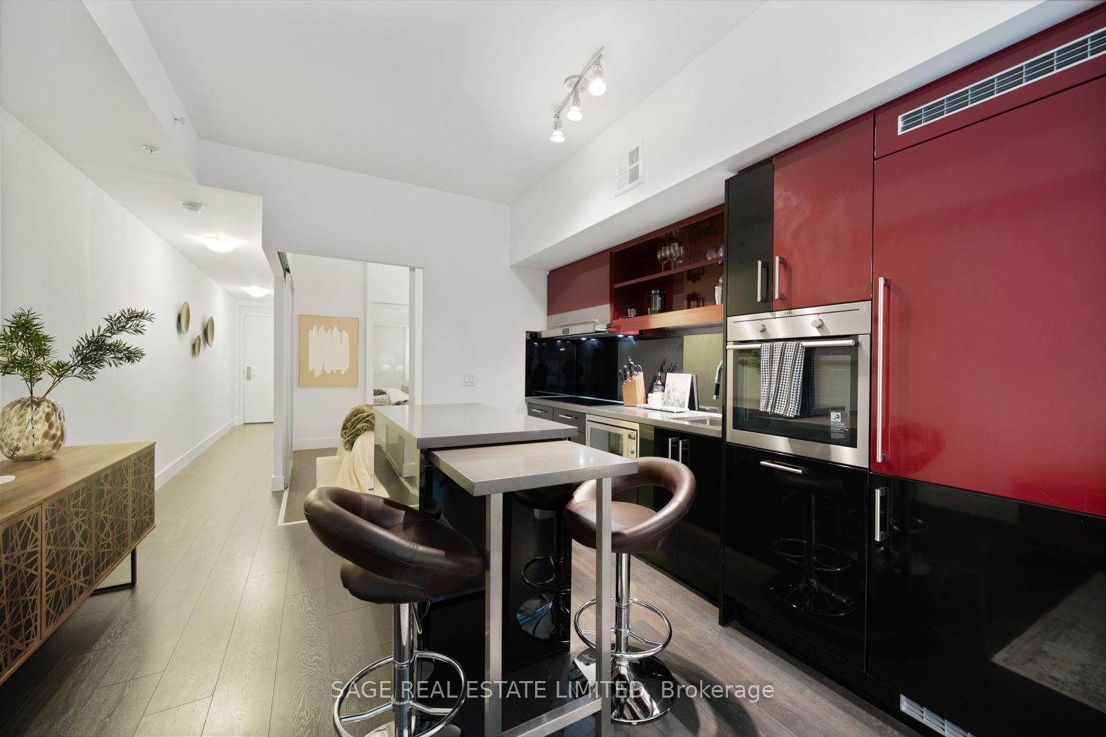 Photo 5 of Unit 801, 39 Sherbourne Street, Toronto, Moss Park — HOMEH
