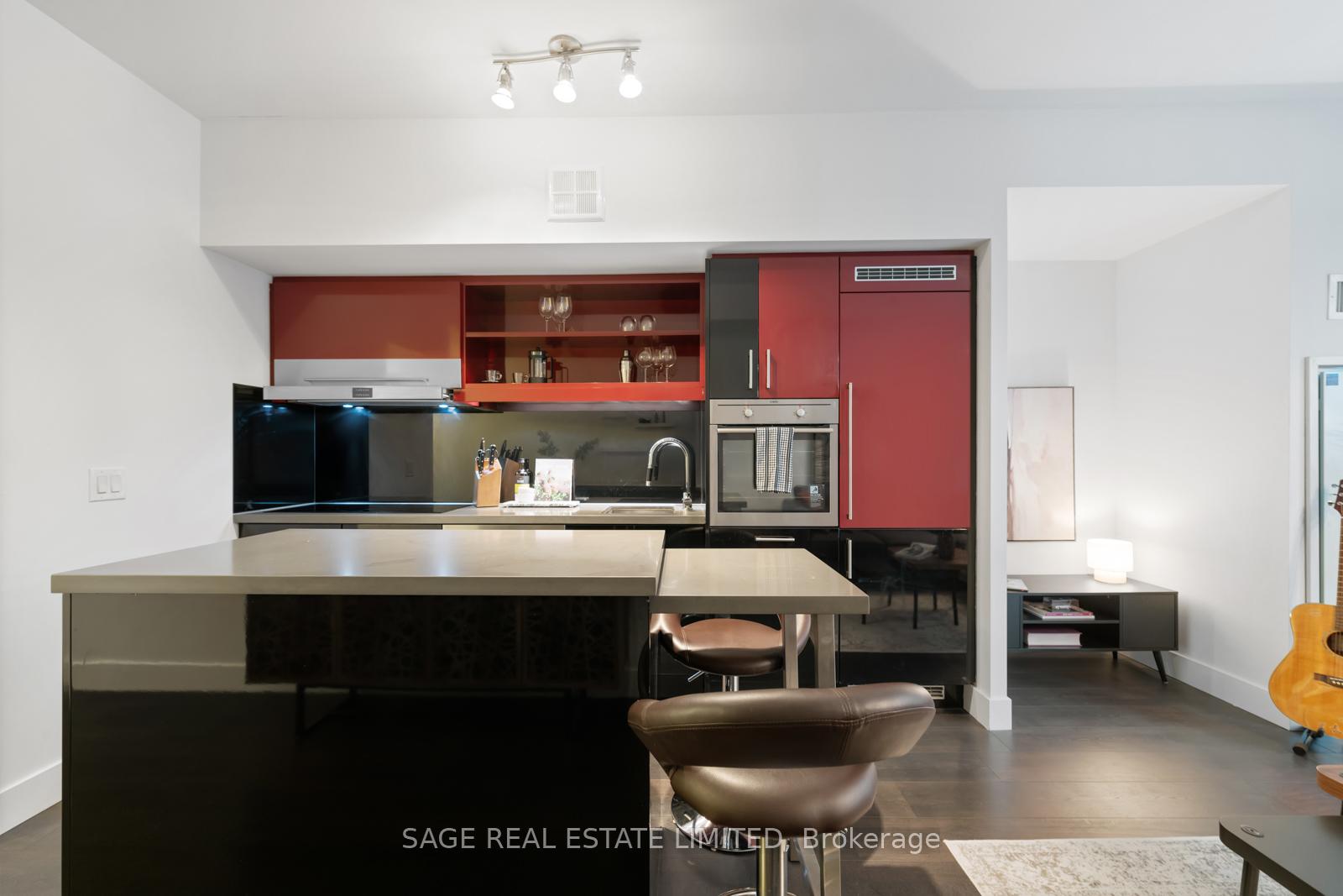 Photo 8 of Unit 801, 39 Sherbourne Street, Toronto, Moss Park — HOMEH