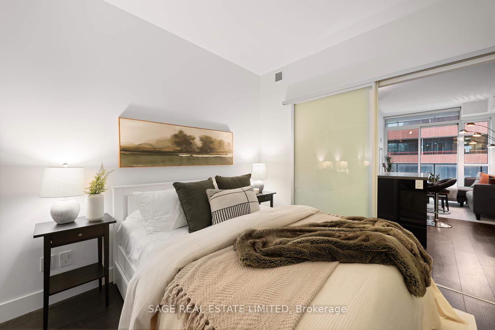Photo 13 of Unit 801, 39 Sherbourne Street, Toronto, Moss Park — HOMEH