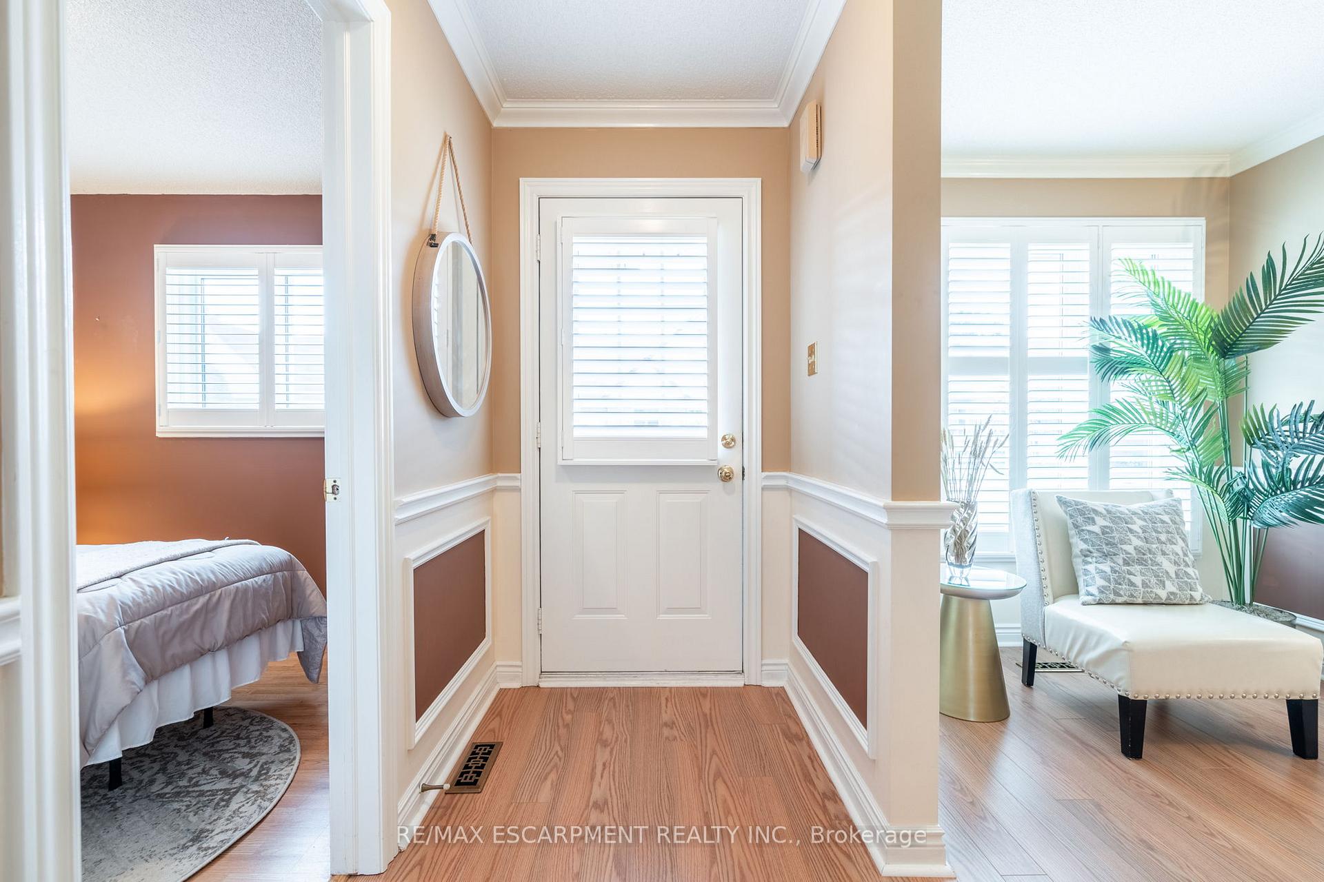 Photo 3 of Unit 35, 10 Wentworth Drive, Grimsby, Grimsby East — HOMEH