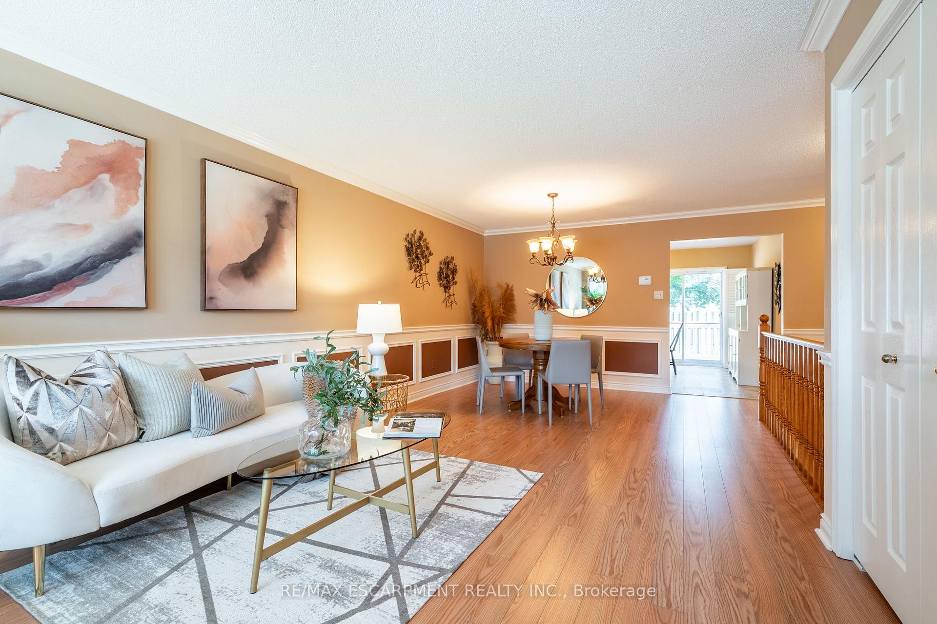 Photo 4 of Unit 35, 10 Wentworth Drive, Grimsby, Grimsby East — HOMEH