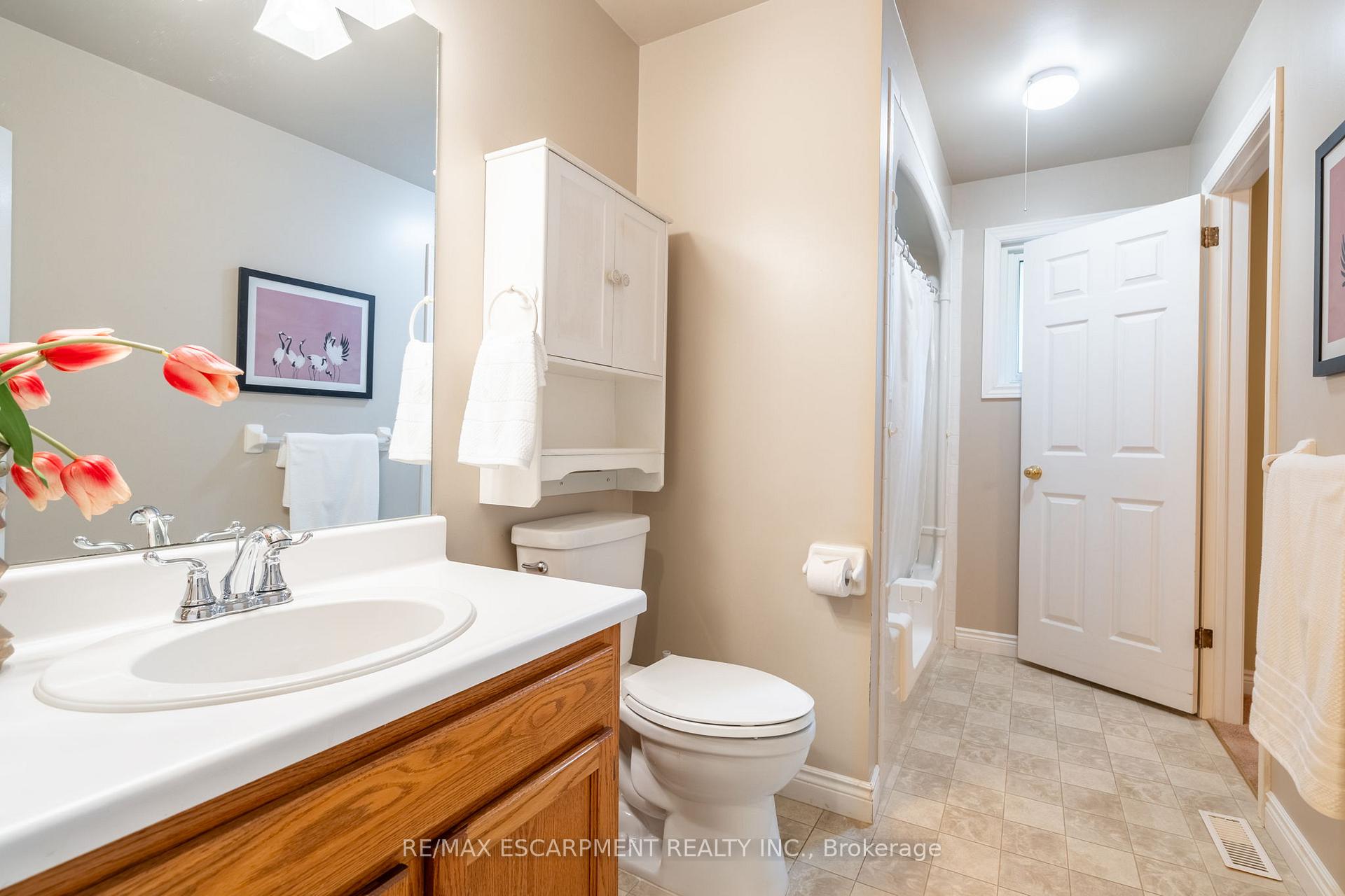 Photo 20 of Unit 35, 10 Wentworth Drive, Grimsby, Grimsby East — HOMEH