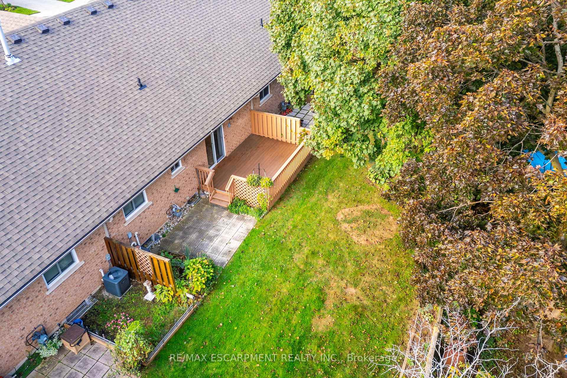 Photo 38 of Unit 35, 10 Wentworth Drive, Grimsby, Grimsby East — HOMEH