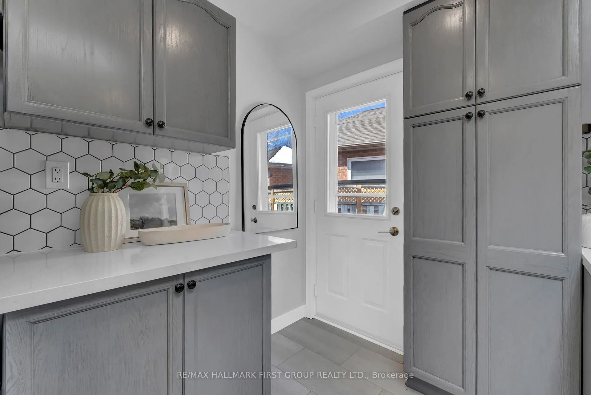 Photo 17 of 159 Sandringham Drive, Clarington, Courtice — HOMEH