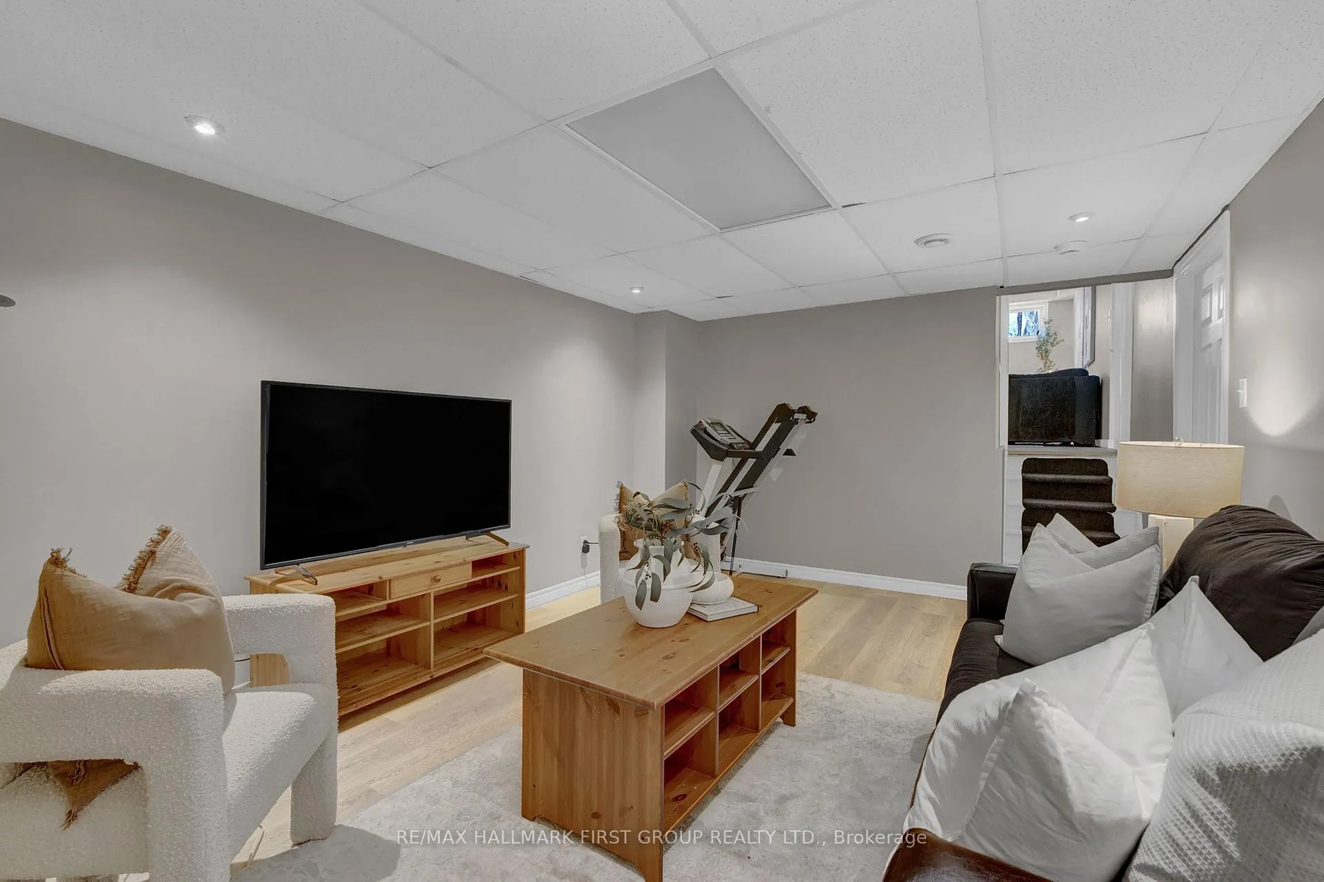 Photo 40 of 159 Sandringham Drive, Clarington, Courtice — HOMEH