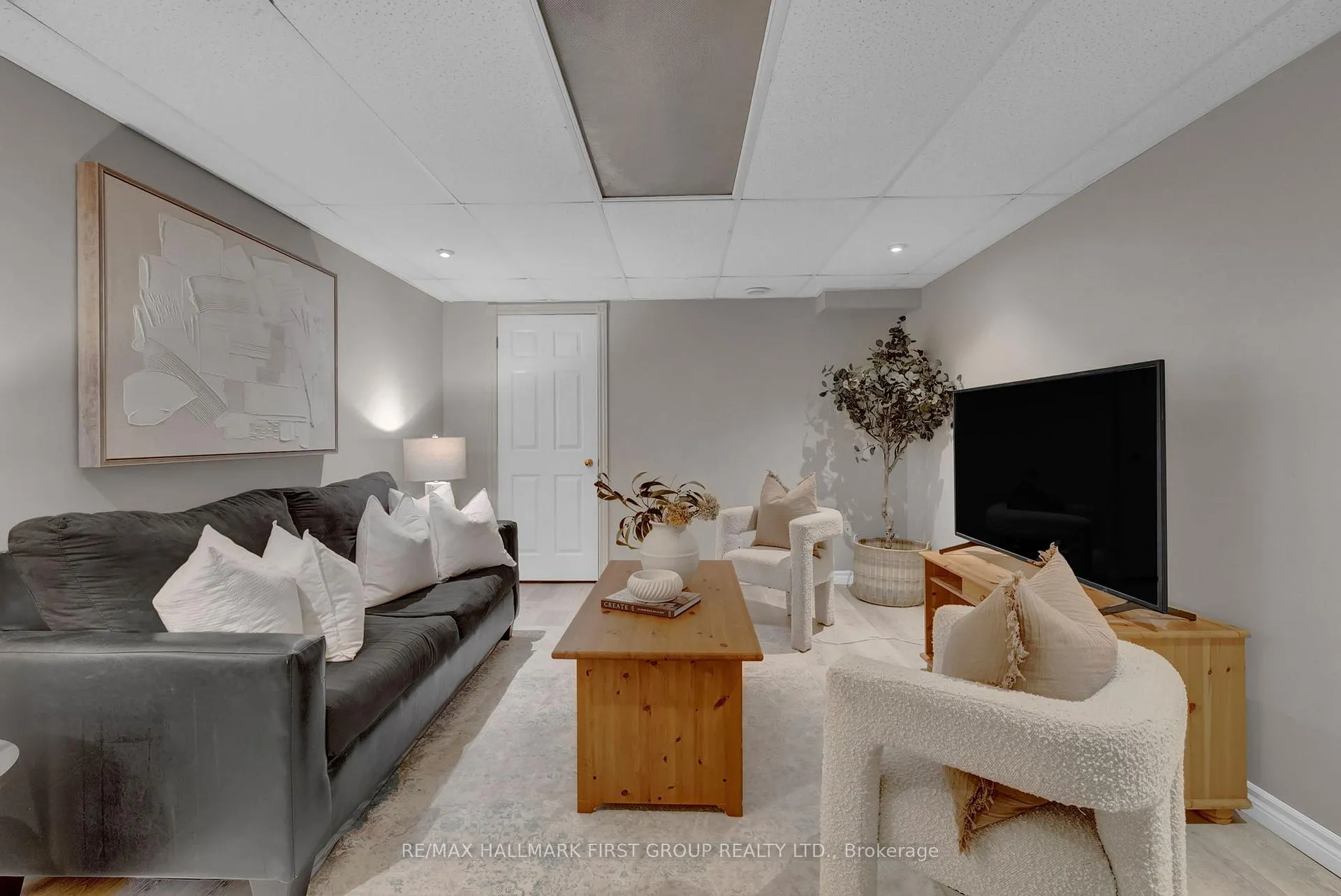 Photo 42 of 159 Sandringham Drive, Clarington, Courtice — HOMEH