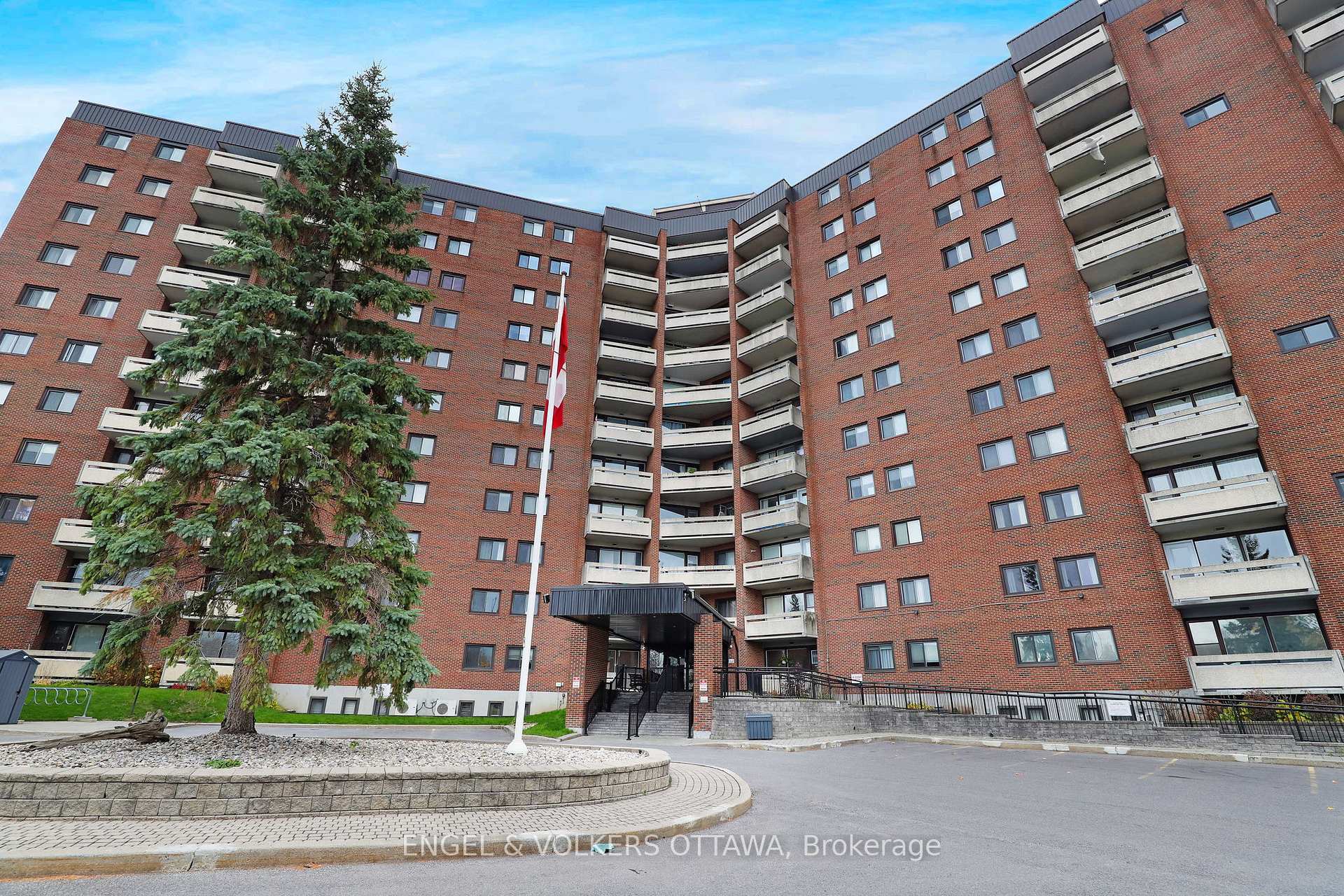 Photo 1 of Unit 814, 3100 Carling Avenue, Ottawa, Bayshore — HOMEH