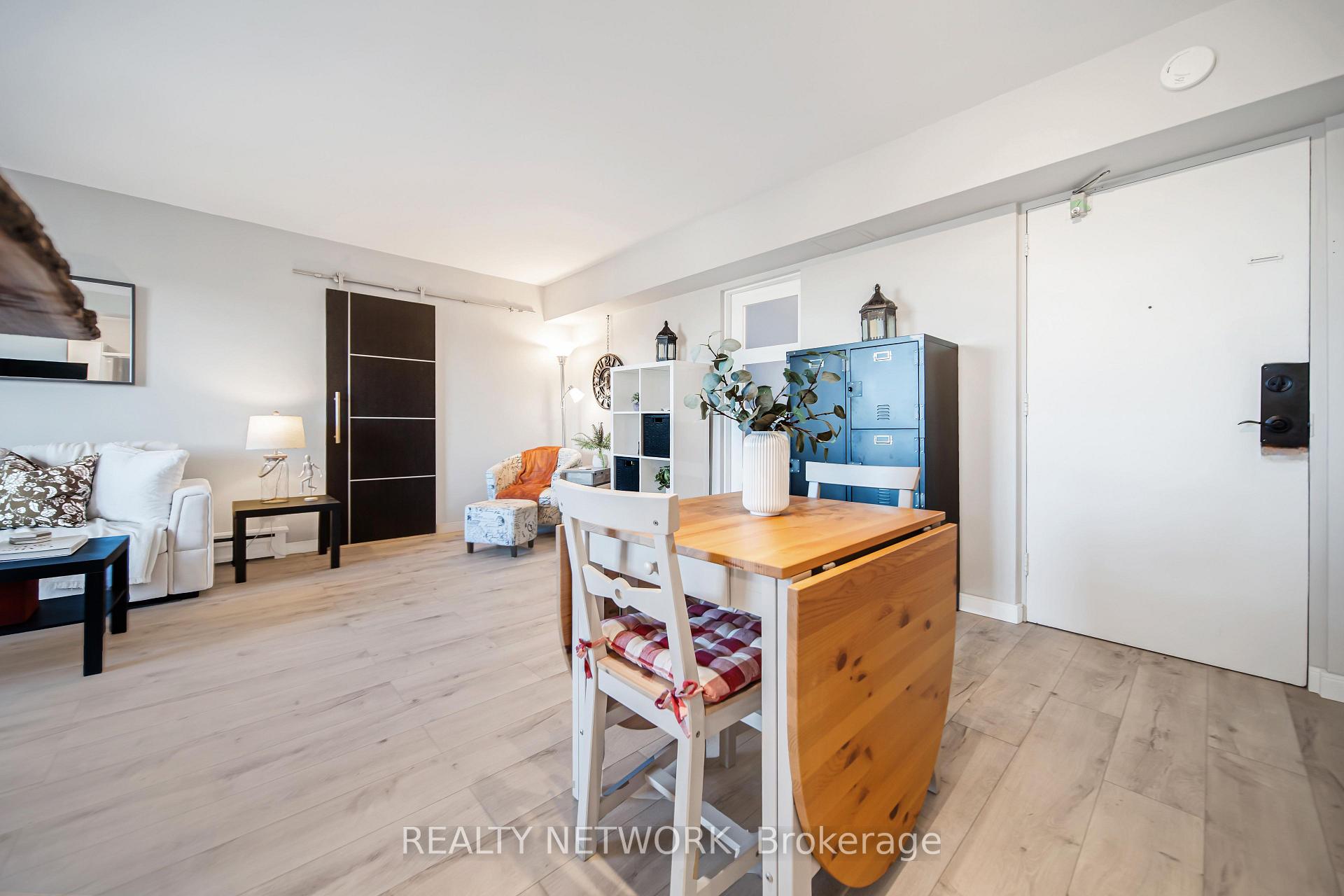 Photo 9 of Unit 53, 2373 King Street E, Hamilton, Glenview — HOMEH