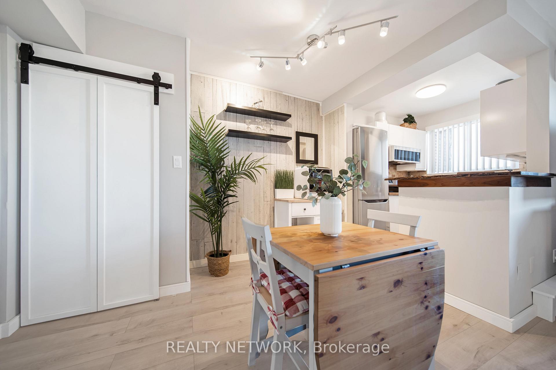 Photo 11 of Unit 53, 2373 King Street E, Hamilton, Glenview — HOMEH