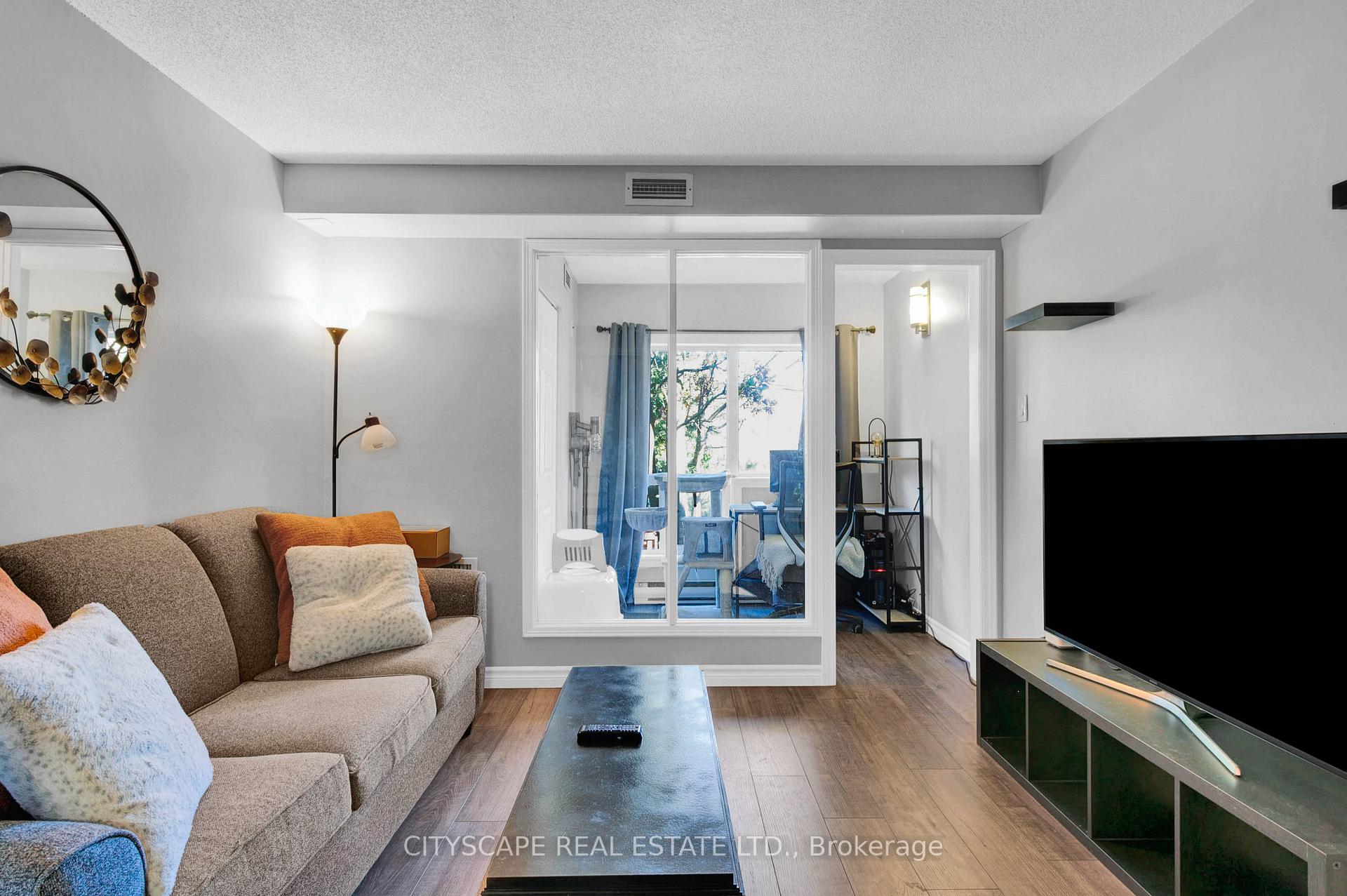 Photo 10 of Unit 310, 500 Westmount Road W, Kitchener — HOMEH