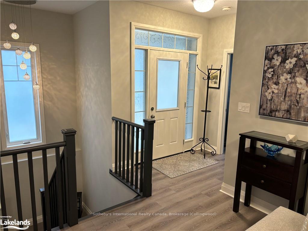 Photo 4 of 9 Kari Crescent, Collingwood — HOMEH
