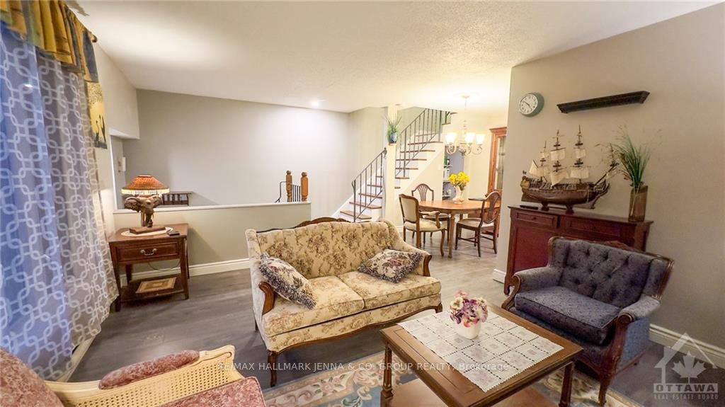 Photo 8 of 2609 Baseline Road, Ottawa, Redwood Park — HOMEH
