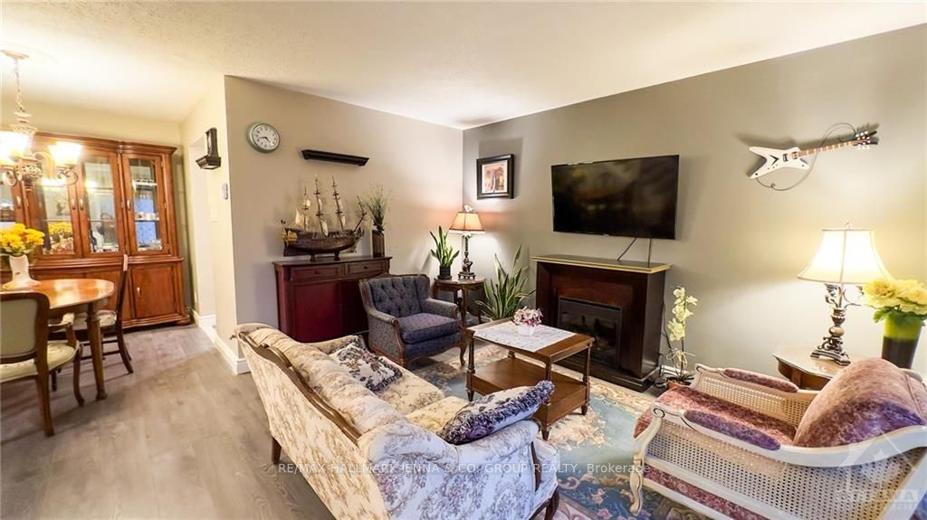 Photo 10 of 2609 Baseline Road, Ottawa, Redwood Park — HOMEH
