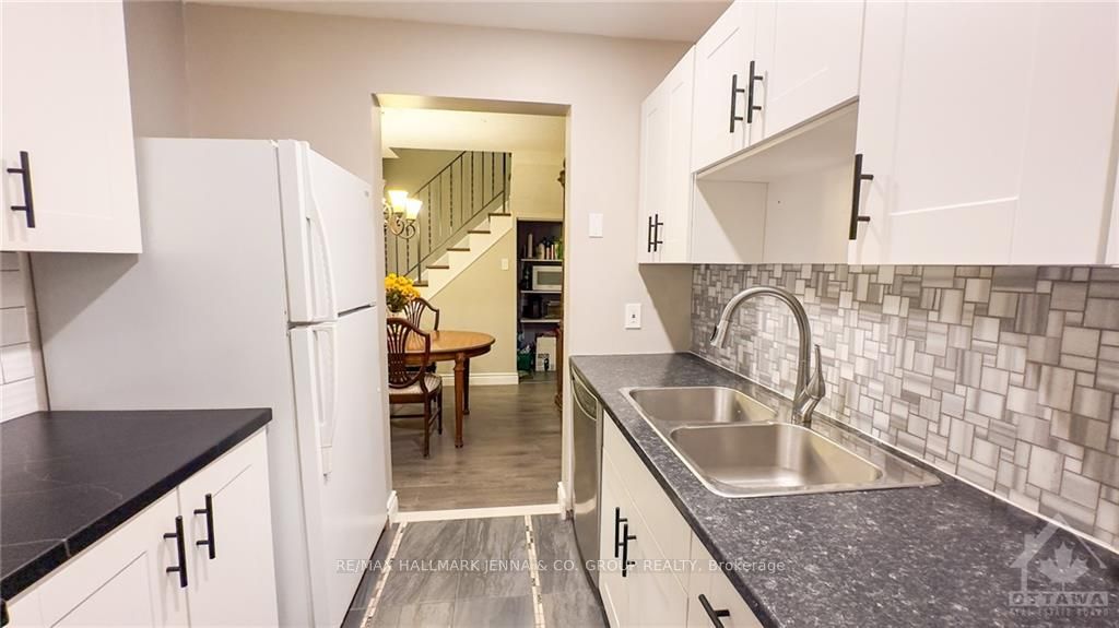 Photo 11 of 2609 Baseline Road, Ottawa, Redwood Park — HOMEH