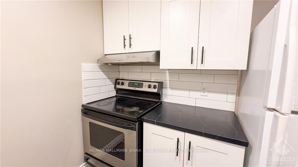 Photo 12 of 2609 Baseline Road, Ottawa, Redwood Park — HOMEH