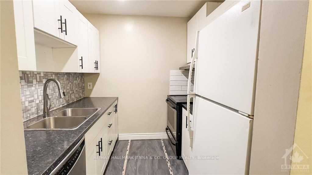 Photo 14 of 2609 Baseline Road, Ottawa, Redwood Park — HOMEH