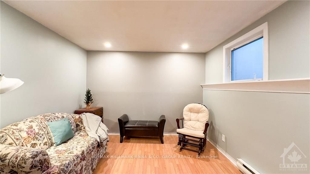 Photo 24 of 2609 Baseline Road, Ottawa, Redwood Park — HOMEH