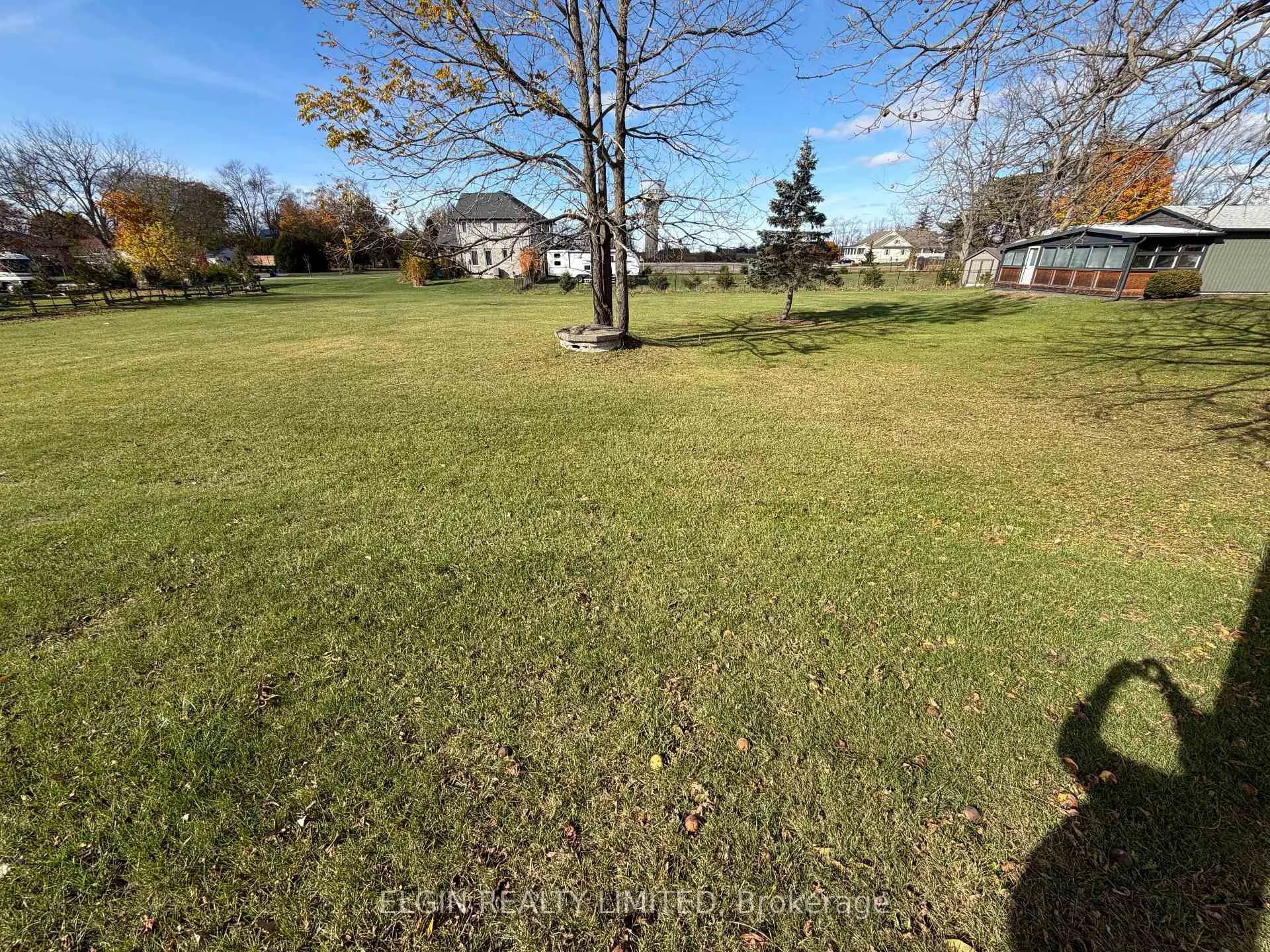 Photo 2 of 29738 Talbot Line, Dutton/Dunwich, Wallacetown — HOMEH