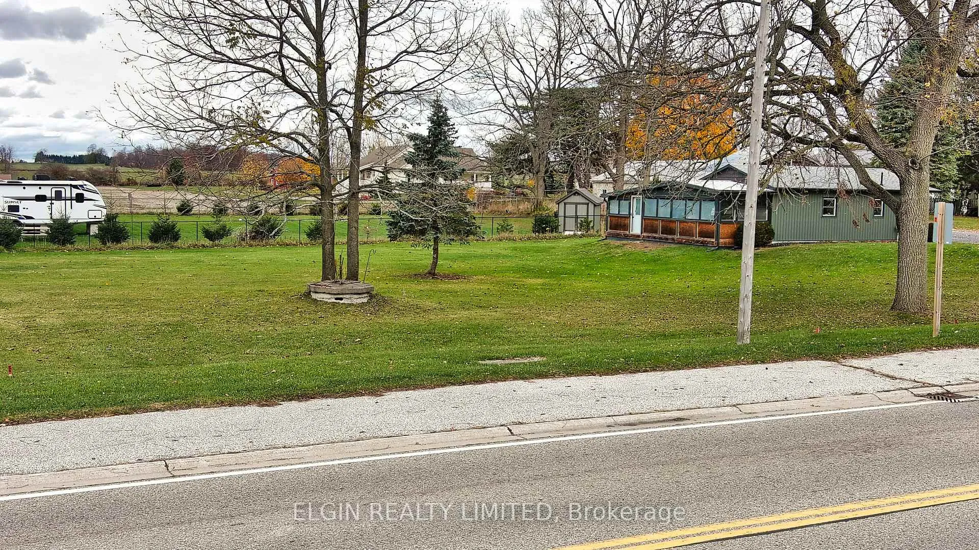 Photo 3 of 29738 Talbot Line, Dutton/Dunwich, Wallacetown — HOMEH