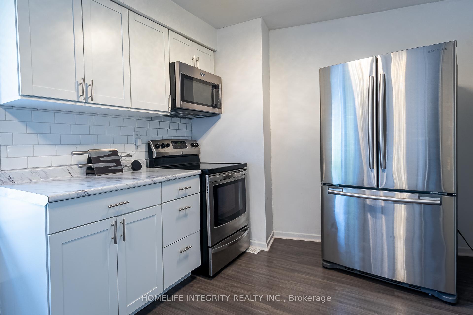 Photo 10 of Unit 17, 246 Tupper Boulevard, New Tecumseth, Alliston — HOMEH