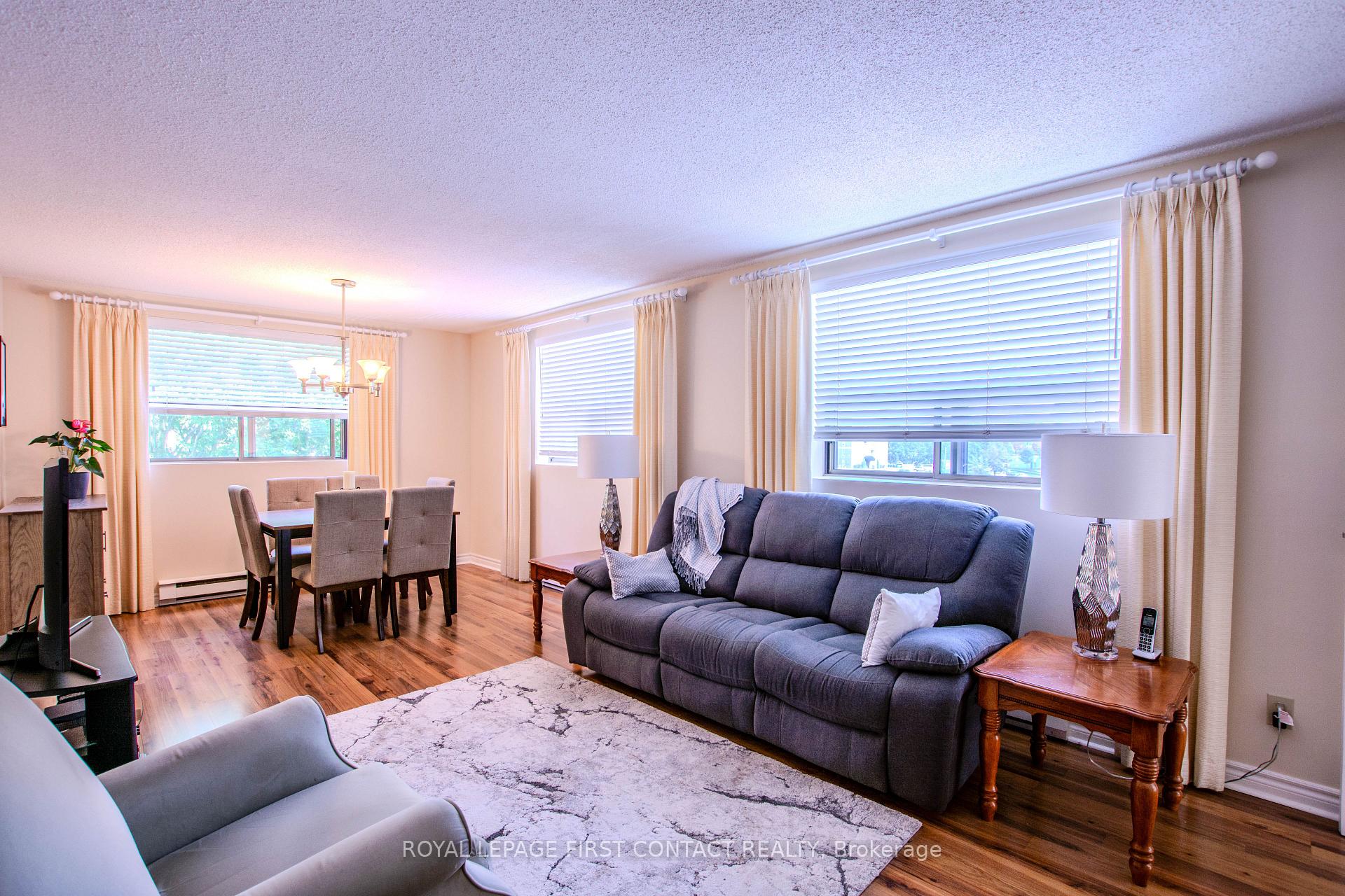 Photo 13 of Unit 401, 291 Blake Street, Barrie, North Shore — HOMEH