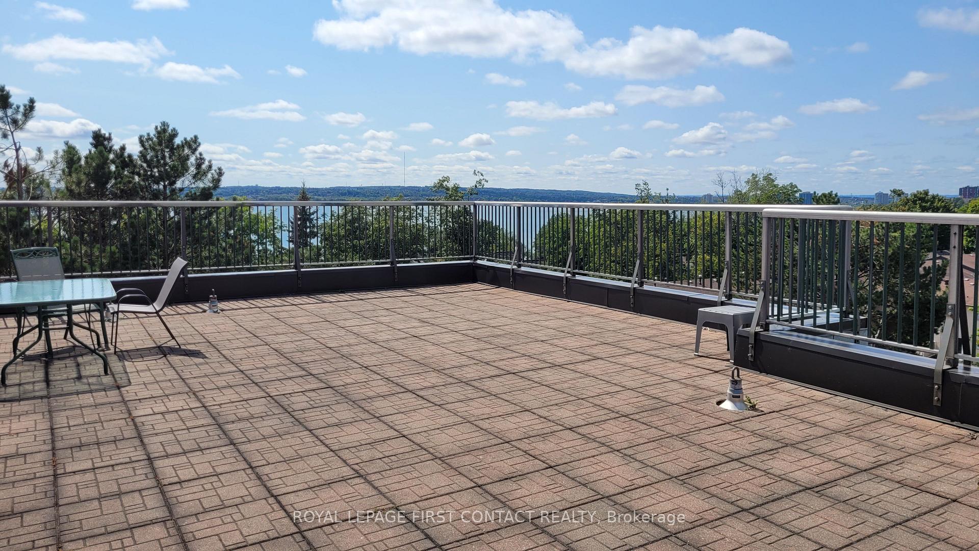 Photo 49 of Unit 401, 291 Blake Street, Barrie, North Shore — HOMEH