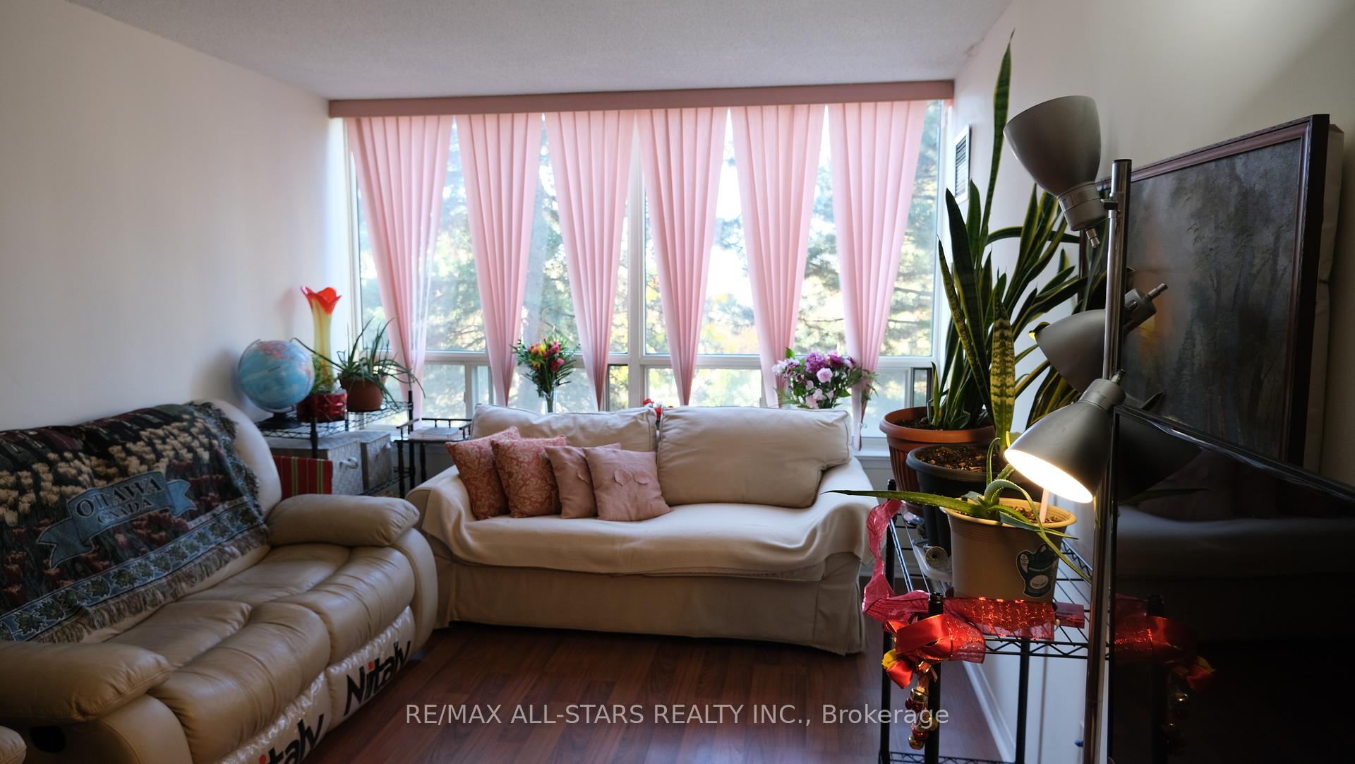 Photo 16 of Unit 332, 3 Greystone Walk Drive, Scarborough, Kennedy Park — HOMEH
