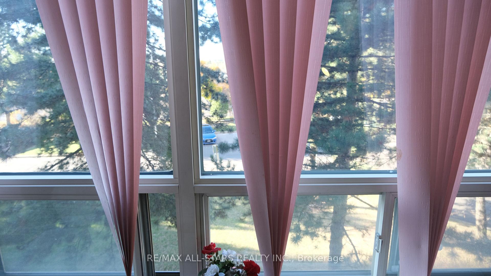 Photo 18 of Unit 332, 3 Greystone Walk Drive, Scarborough, Kennedy Park — HOMEH