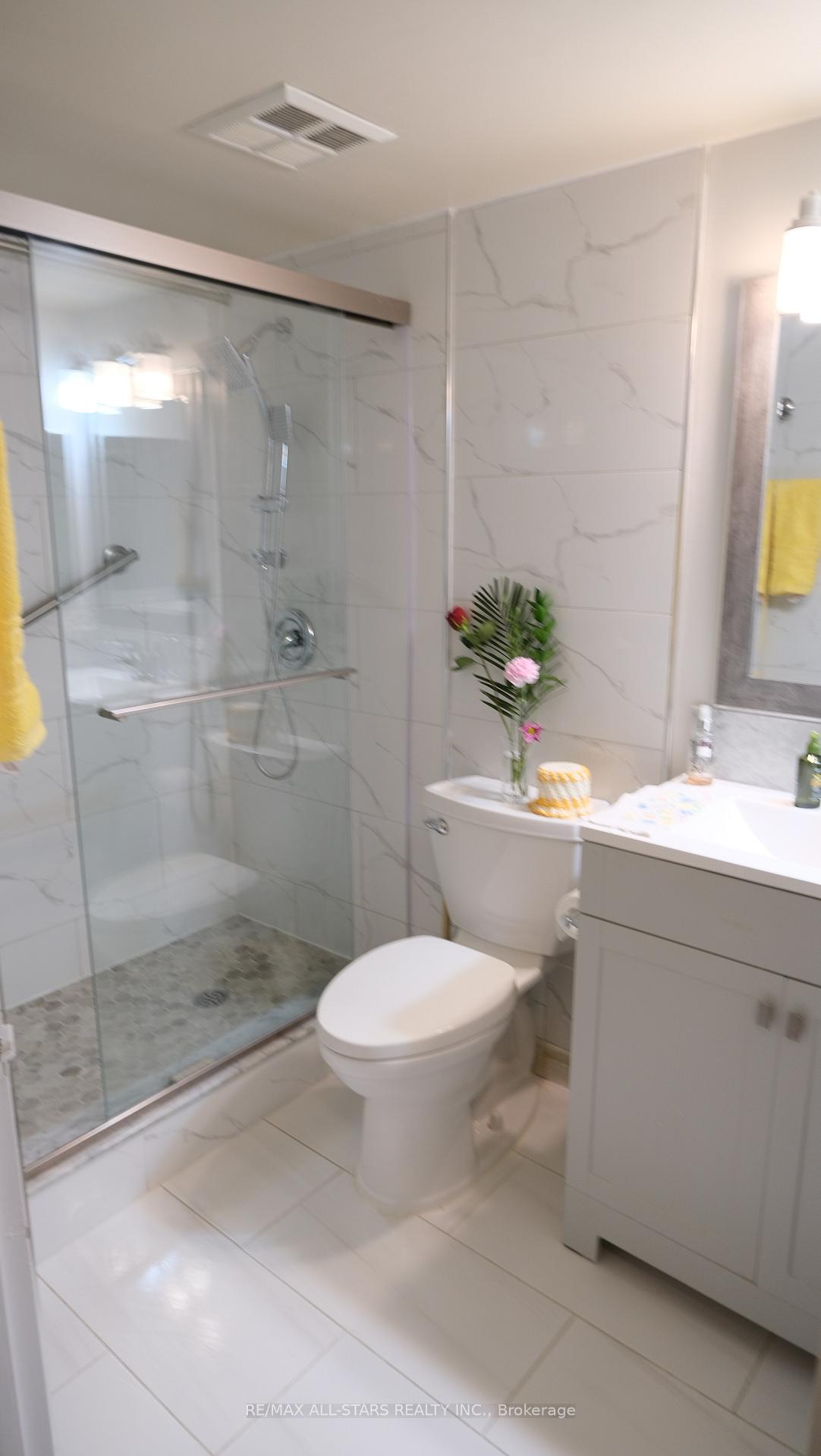 Photo 29 of Unit 332, 3 Greystone Walk Drive, Scarborough, Kennedy Park — HOMEH