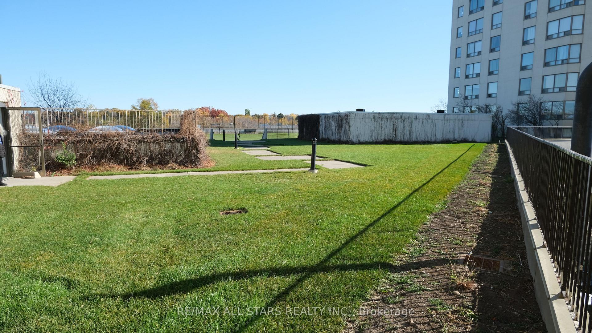 Photo 35 of Unit 332, 3 Greystone Walk Drive, Scarborough, Kennedy Park — HOMEH