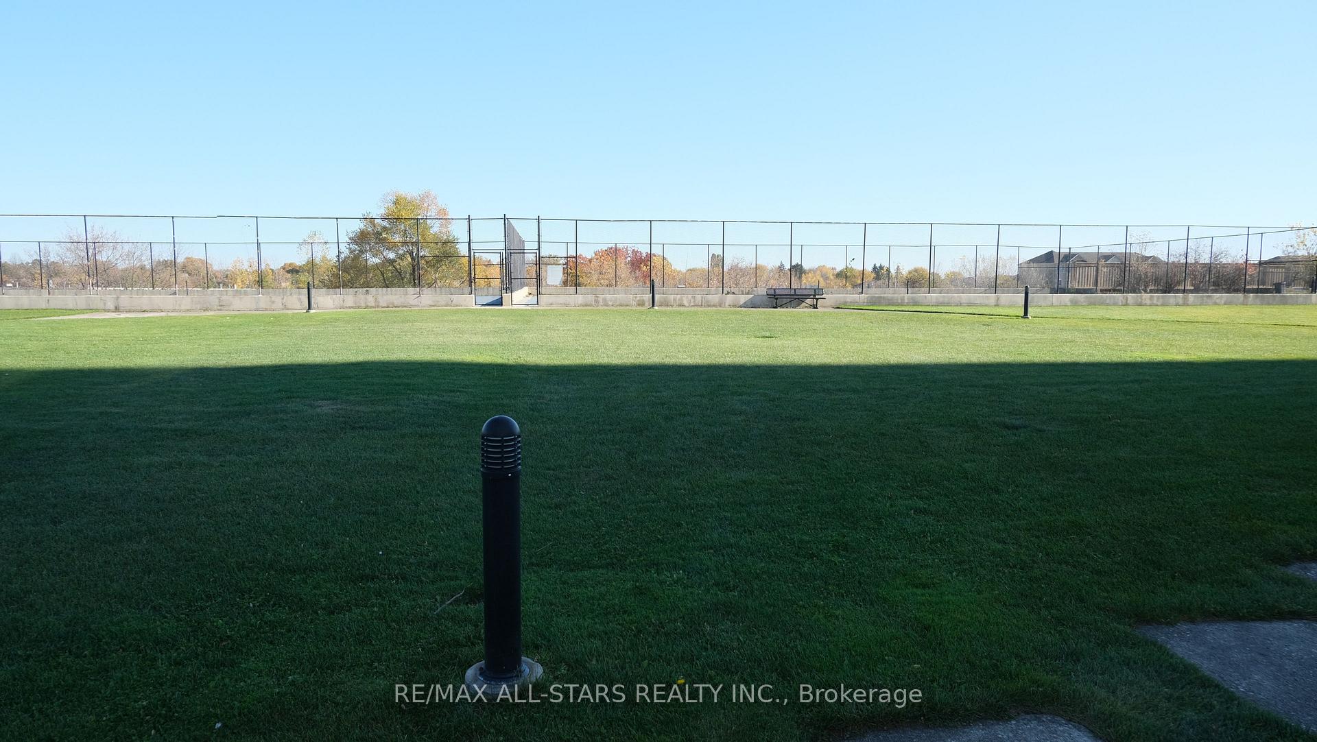 Photo 38 of Unit 332, 3 Greystone Walk Drive, Scarborough, Kennedy Park — HOMEH