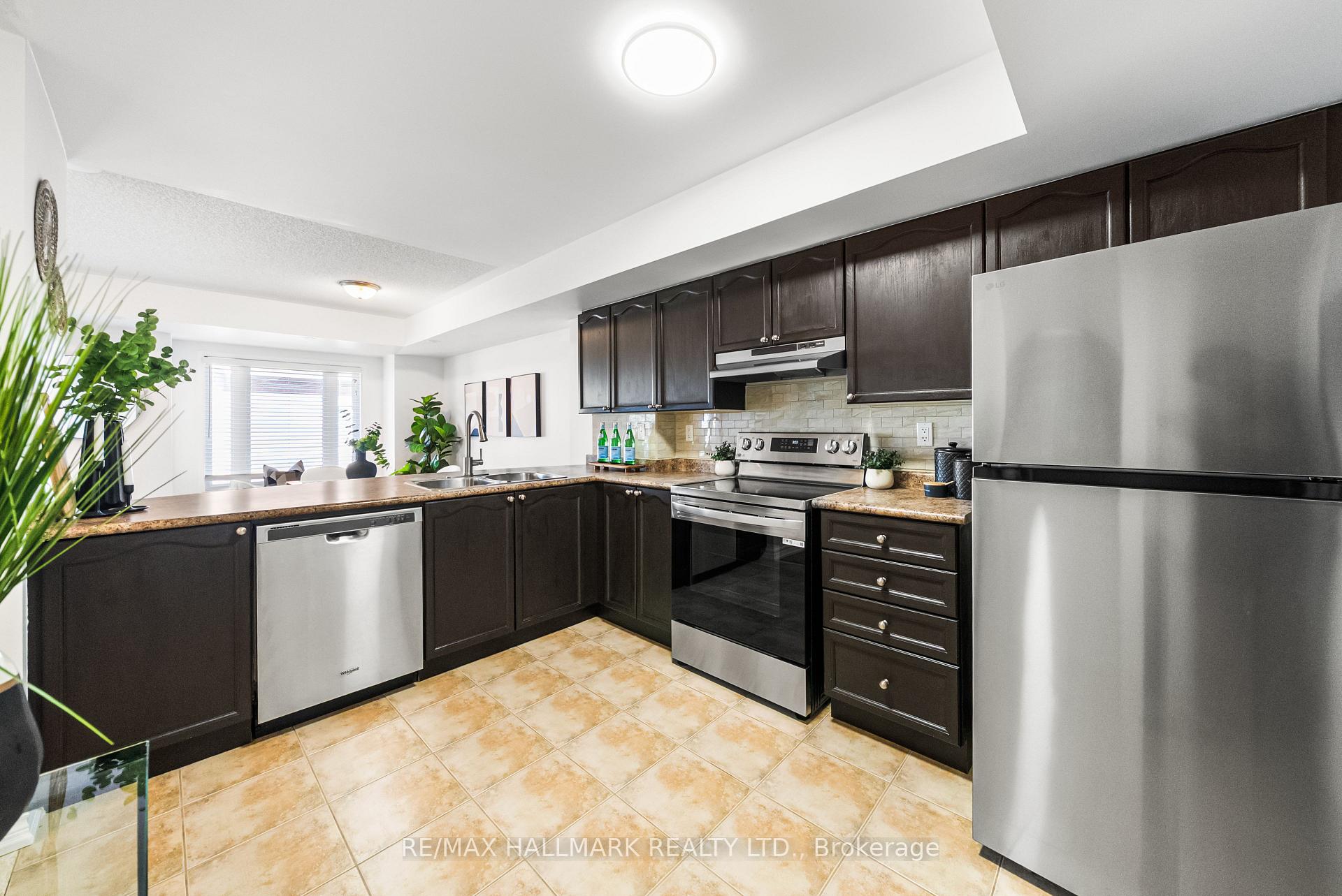 Photo 14 of Unit 213, 308 John Street, Markham, Aileen-Willowbrook — HOMEH