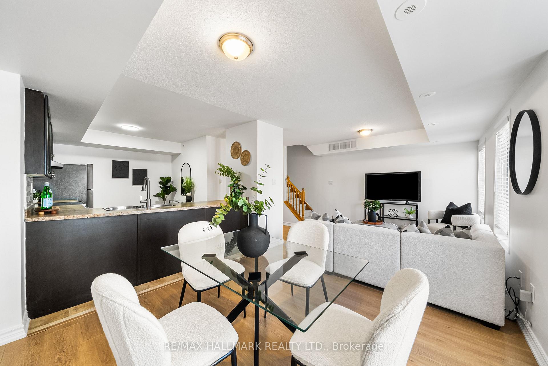 Photo 17 of Unit 213, 308 John Street, Markham, Aileen-Willowbrook — HOMEH